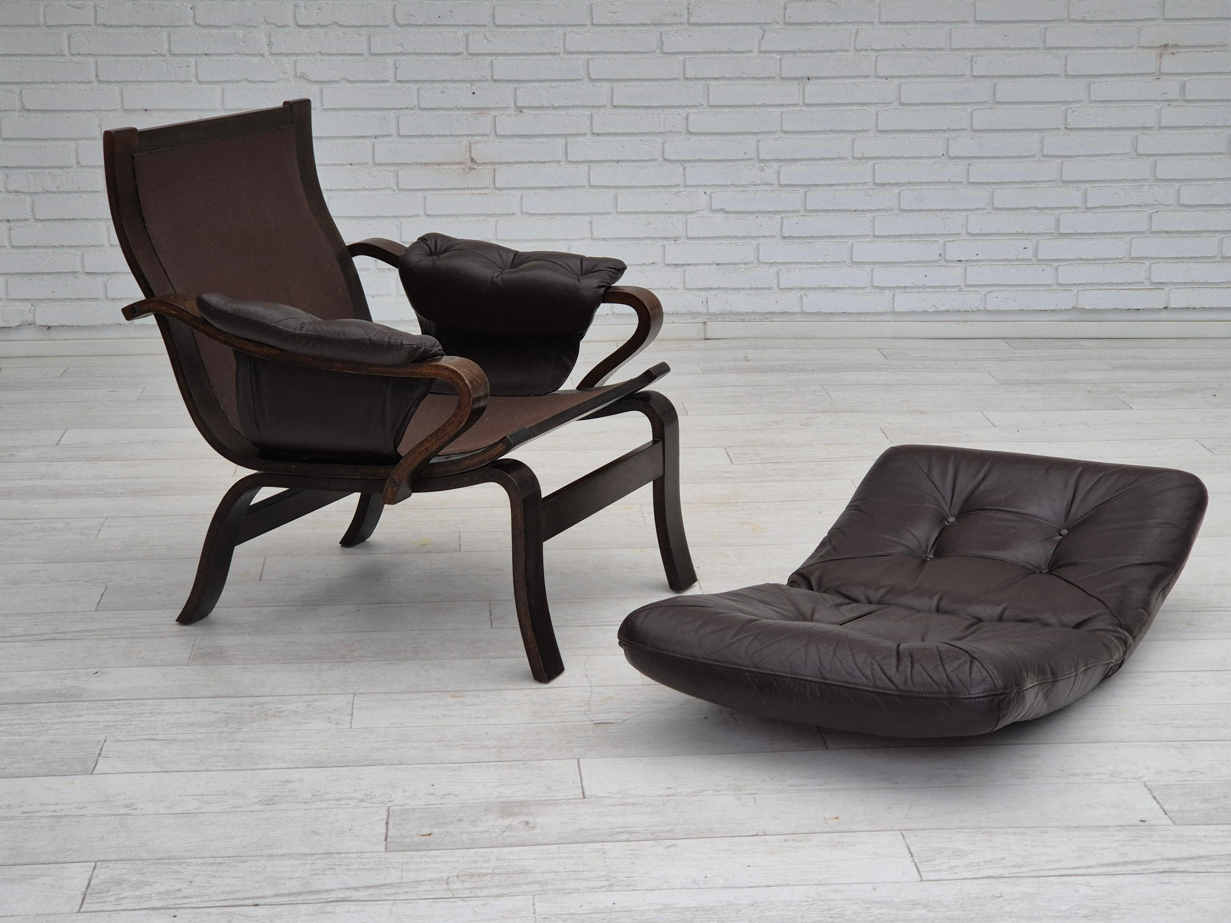 1970er Jahre, skandinavischer Loungesessel im Originalzustand, braunes Leder. im Angebot 5
