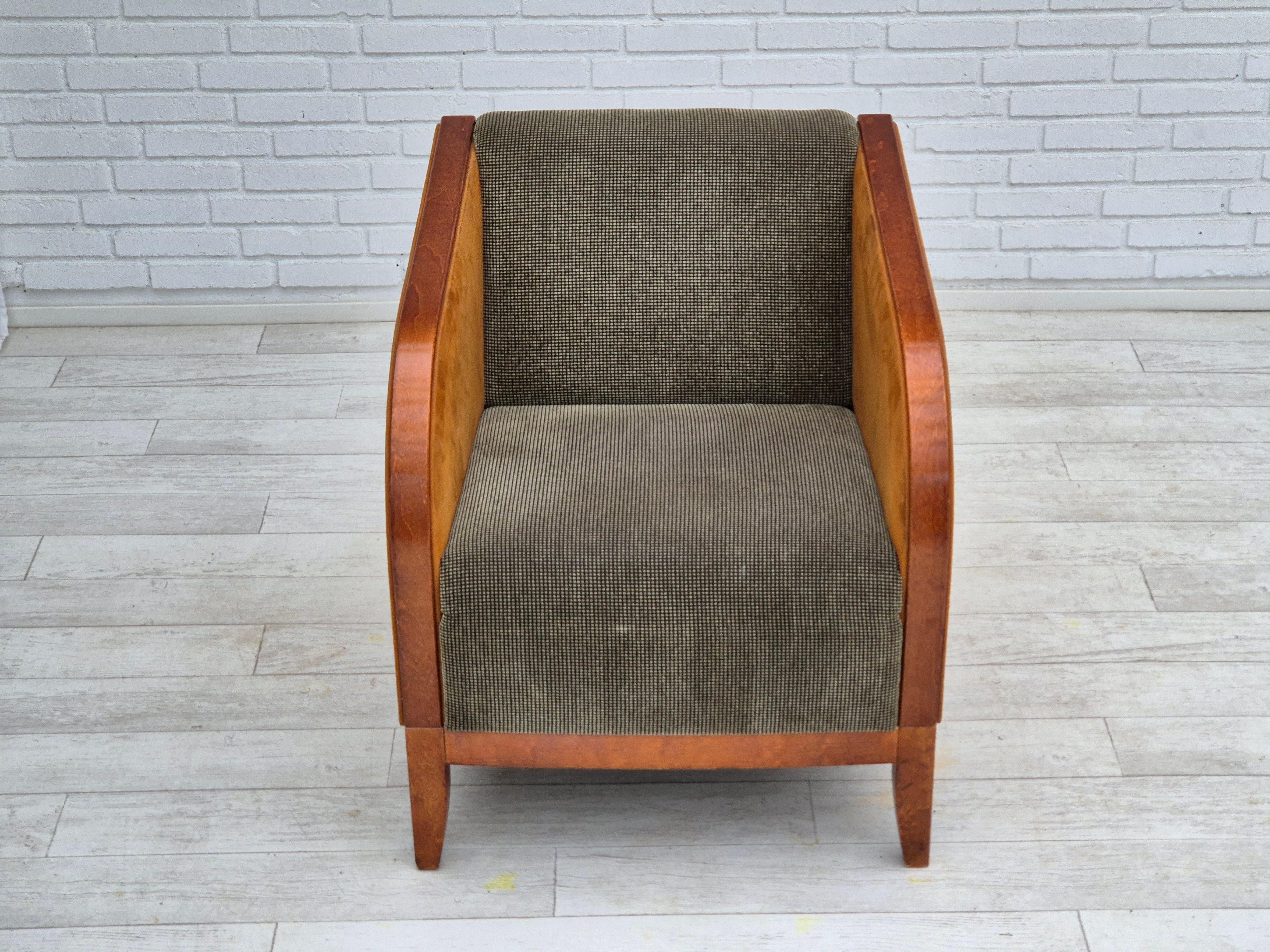 Scandinavian Modern 1970s, Scandinavian lounge chair, original very good condition, art deco style. For Sale