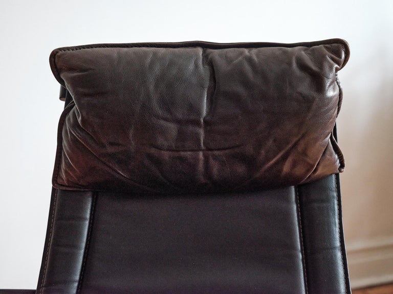 Late 20th Century 1970s Scandinavian Mid-Century Modern Black Leather Relax Chair For Sale