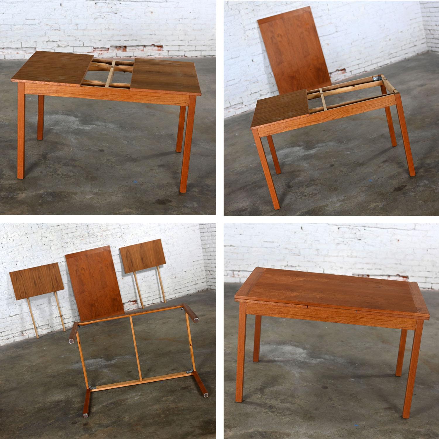 1970’s Scandinavian Modern D Scan Teak Draw Leaf Expanding Dining Table For Sale 13