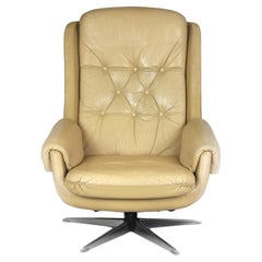 Chaise longue scandinave en cuir PEEM des années 1970 - Base pivotante et inclinaison réglable
