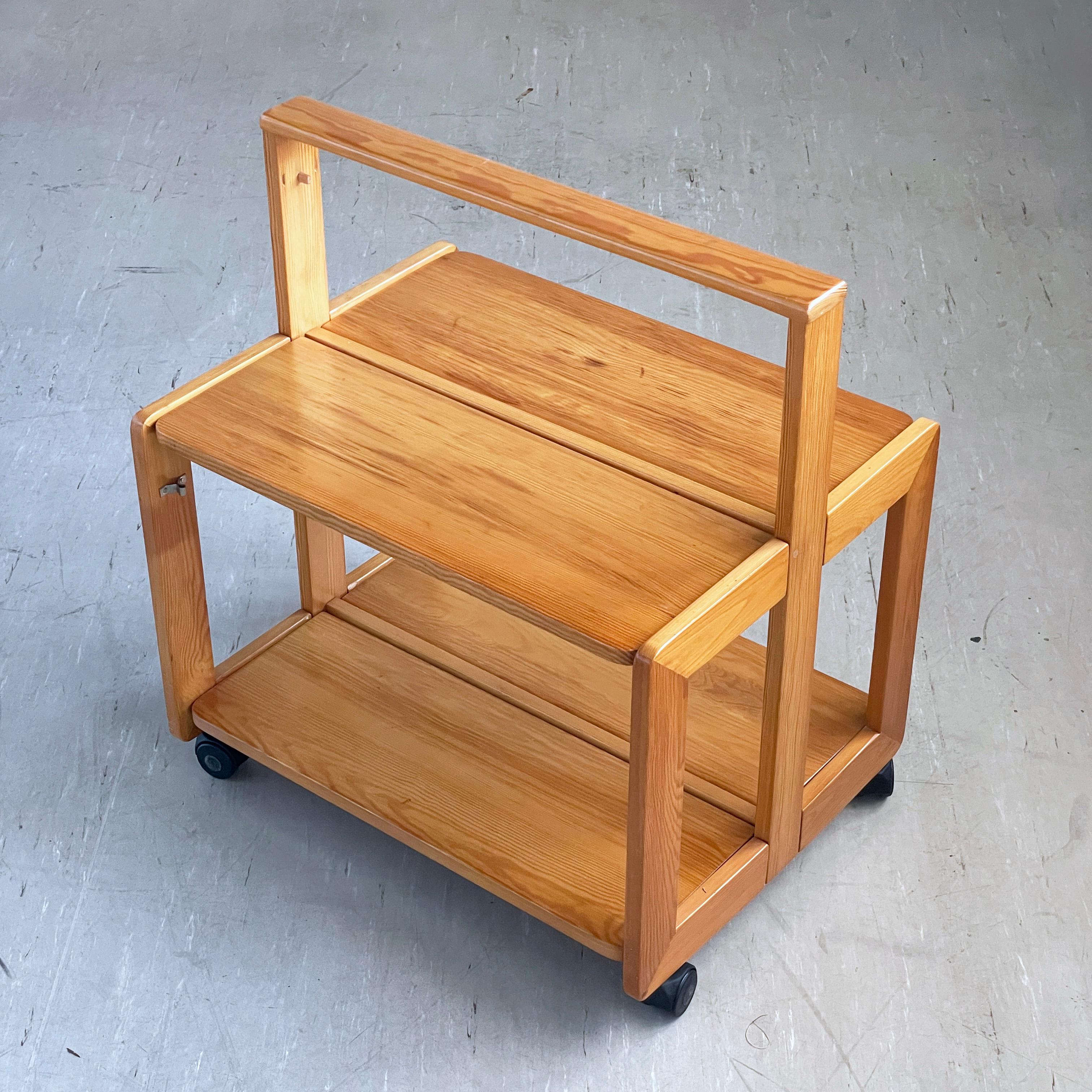 1970's Scandinavian Pinewood Folding Serving Trolley For Sale 6