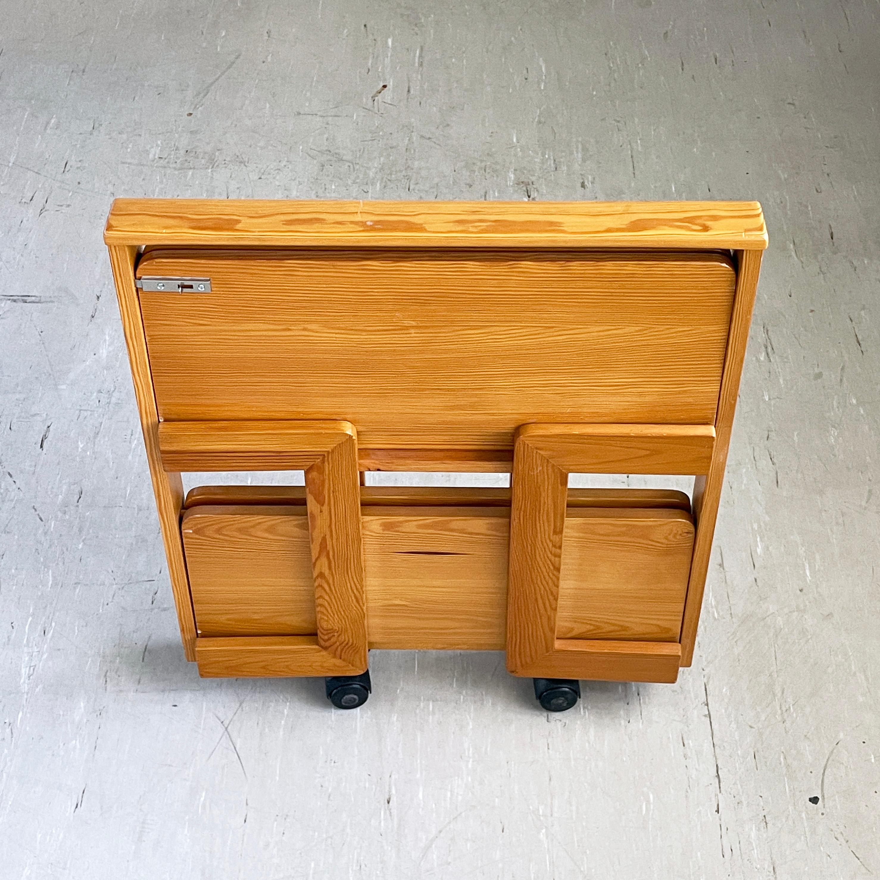 1970's Scandinavian Pinewood Folding Serving Trolley For Sale 9