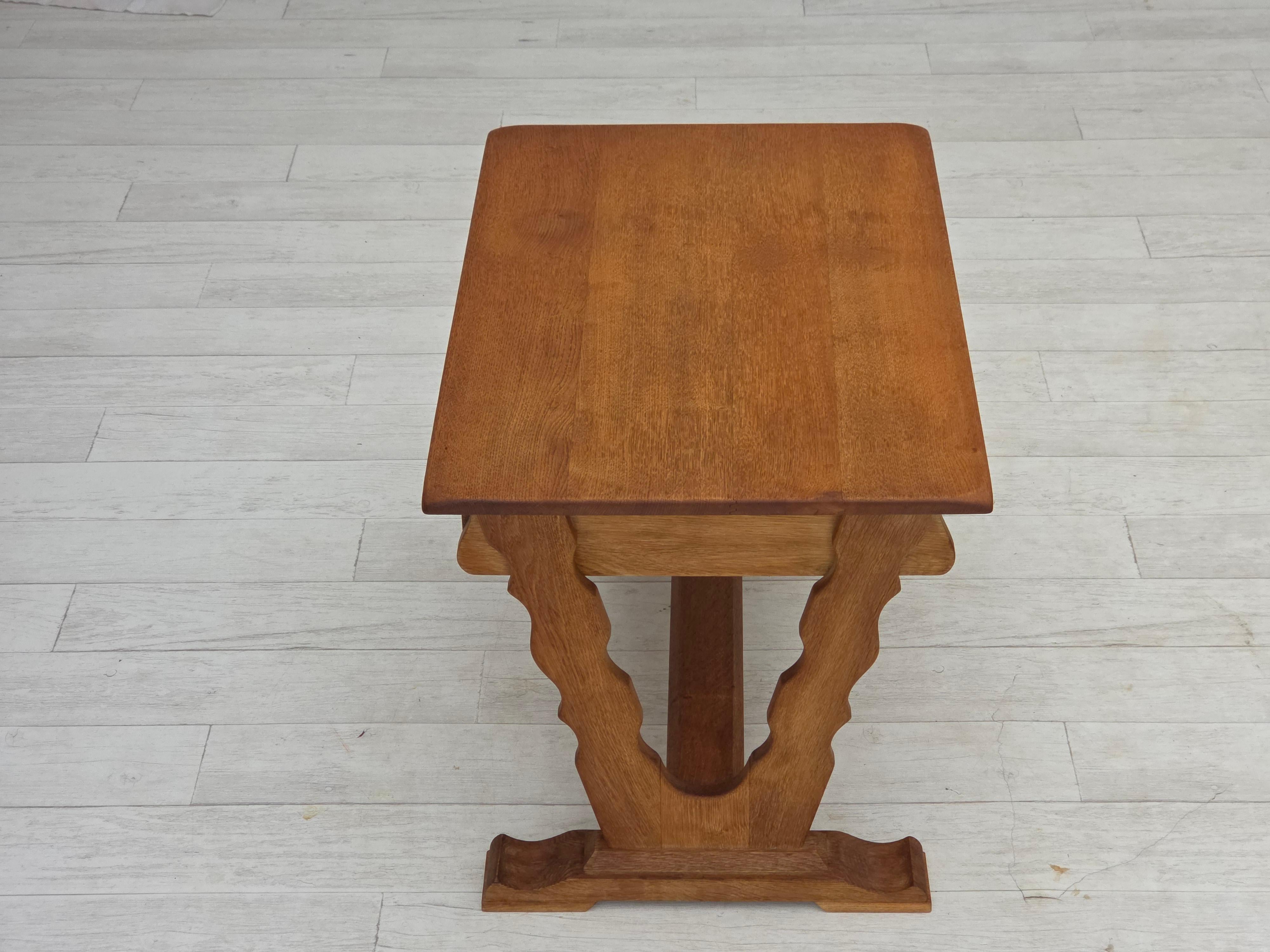 1970s, Scandinavian side table with drawers, solid oak wood, rattan. For Sale 12