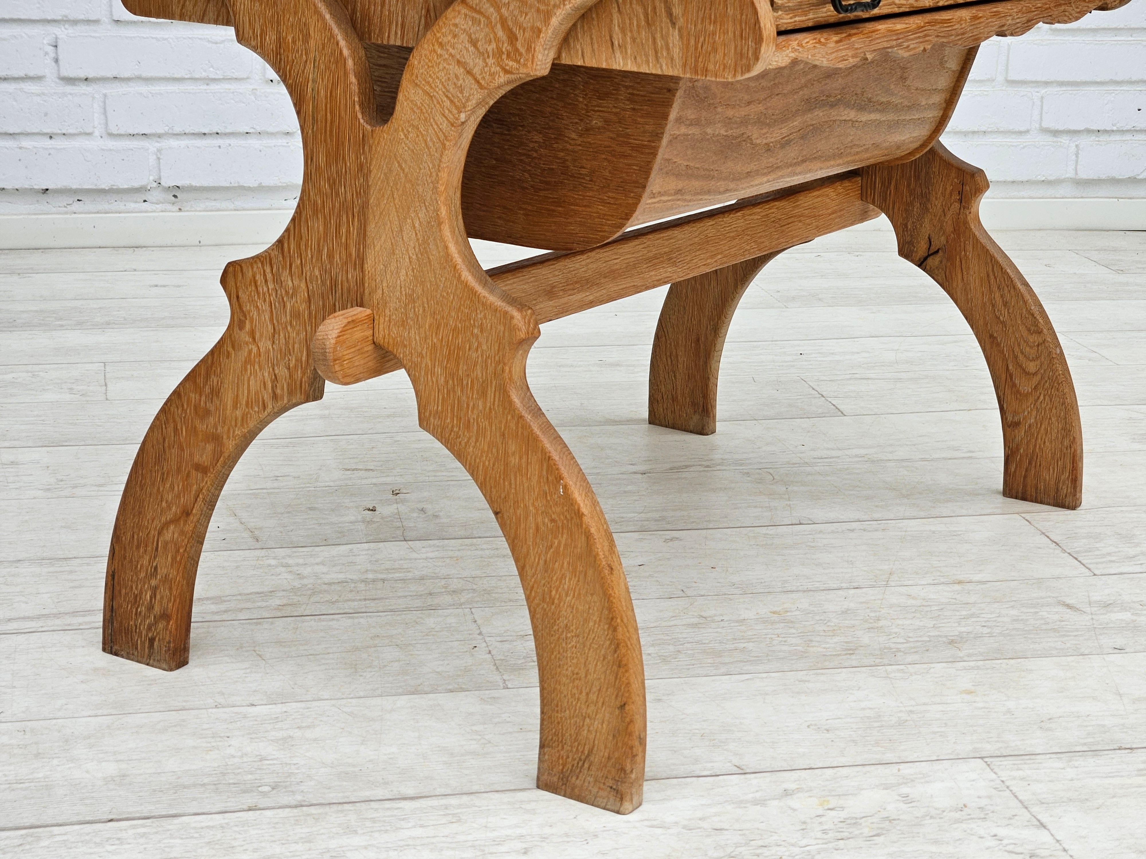 Scandinave moderne 1970, table de couture scandinave en bois de chêne massif avec tiroirs. en vente