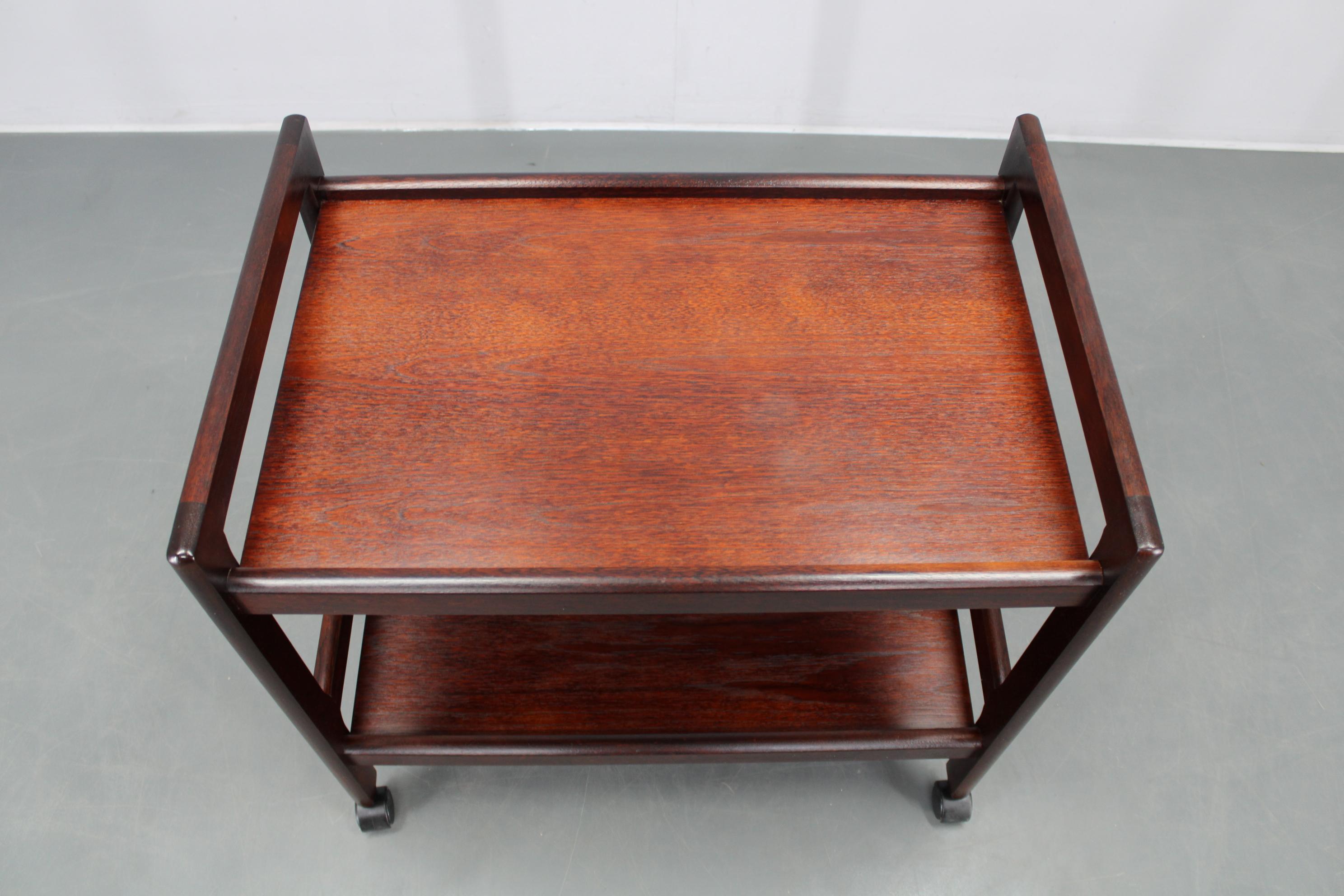 Mid-Century Modern Chariot de service scandinave en teck des années 1970 par Brdr Furbo Spøttrup en vente