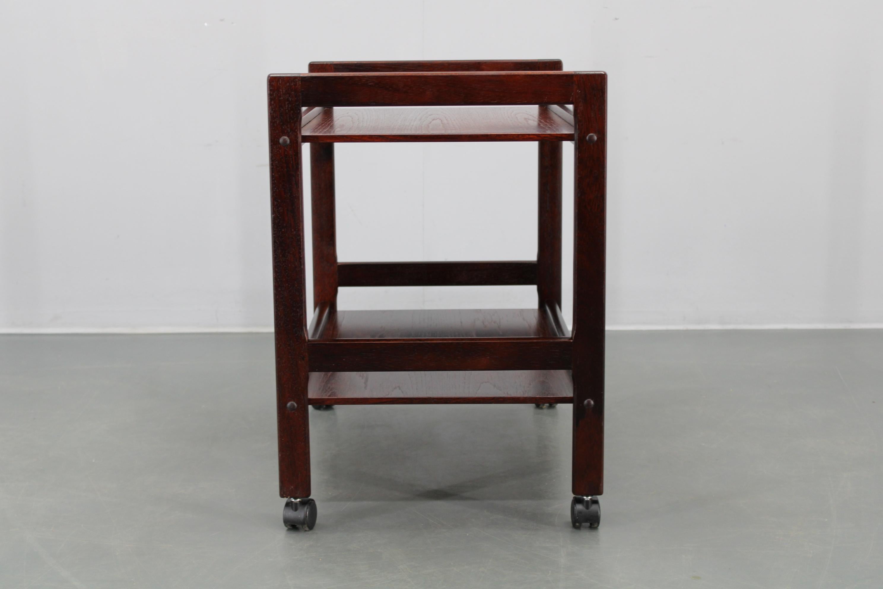 Danois Chariot de service scandinave en teck des années 1970 par Brdr Furbo Spøttrup en vente