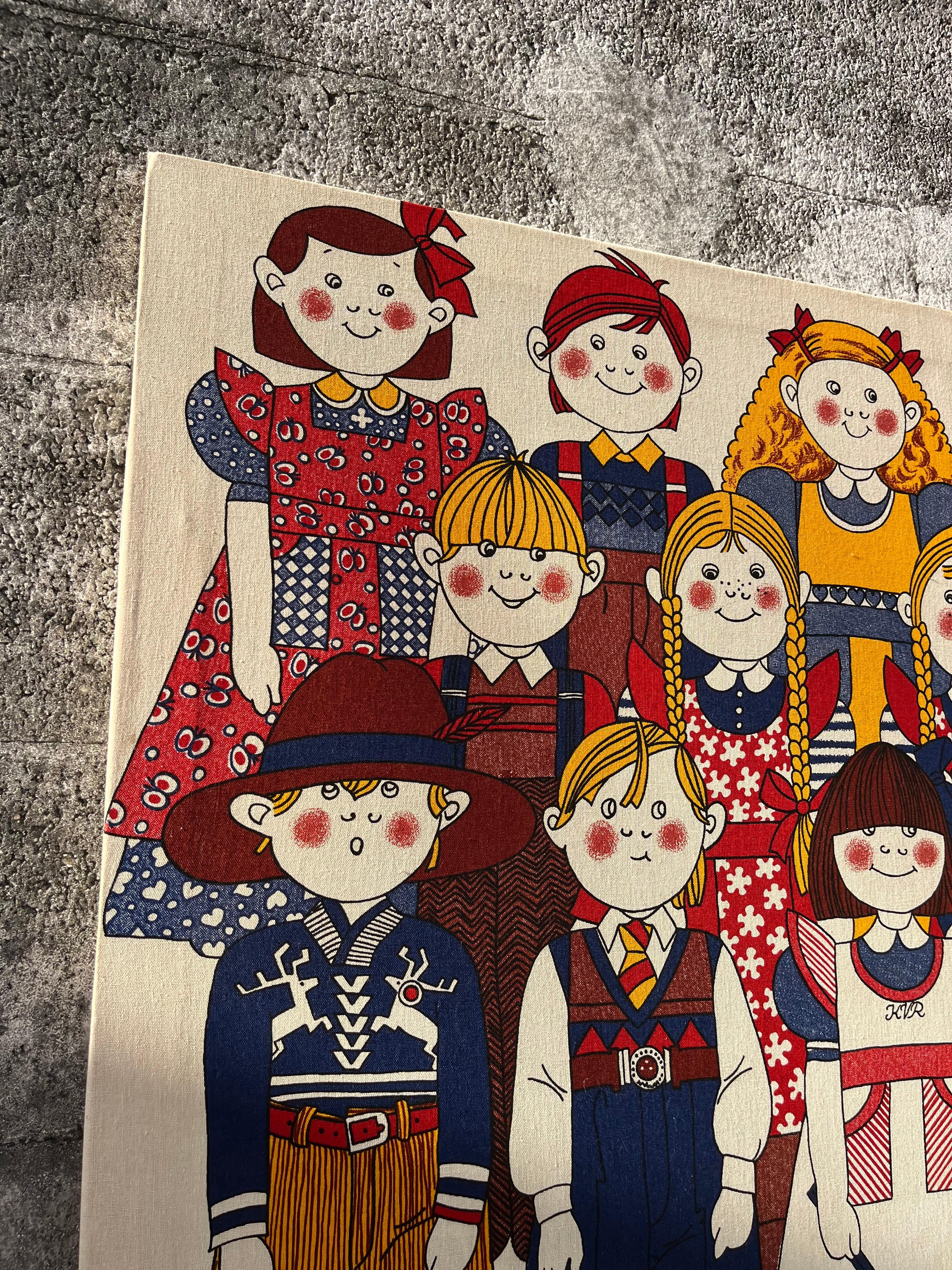 1970s Scandinavian Wall Textile Children Print by Finlayson, Finland.  For Sale 5