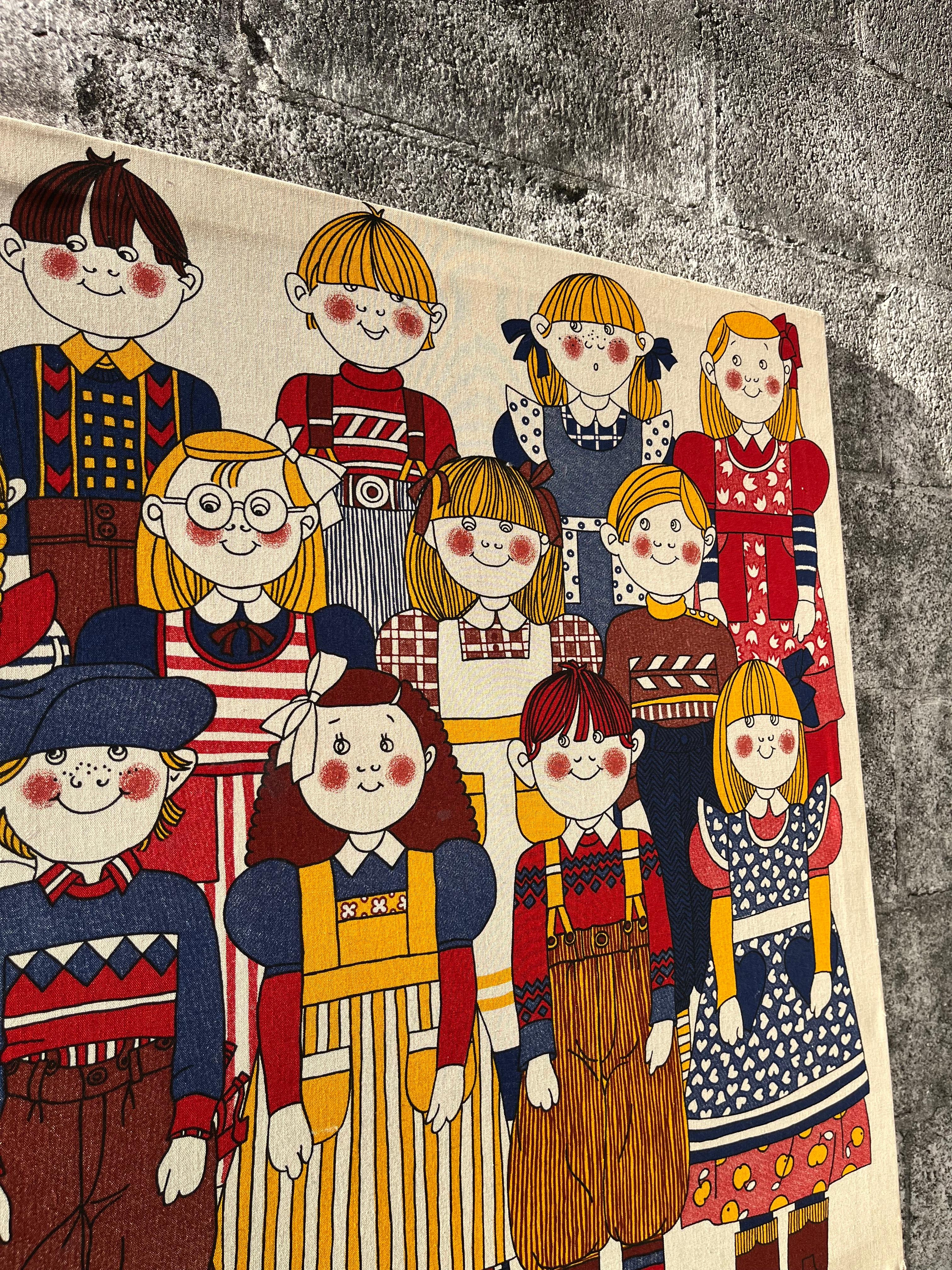 1970s Scandinavian Wall Textile Children Print by Finlayson, Finland.  For Sale 9