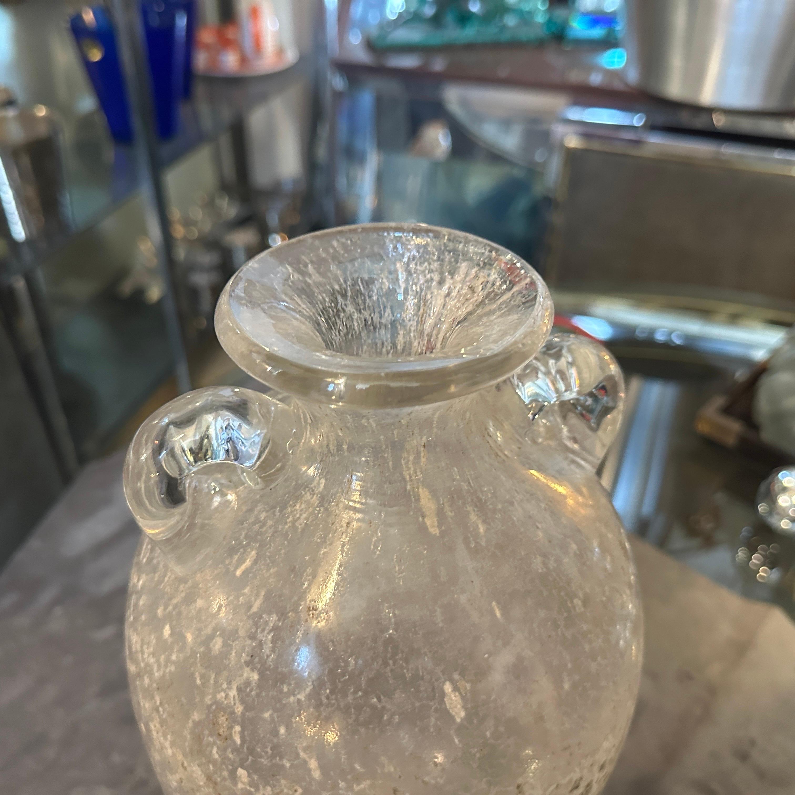 Italiano Vaso a forma di anfora alta in vetro di Murano degli anni '70 di Seguso in vendita