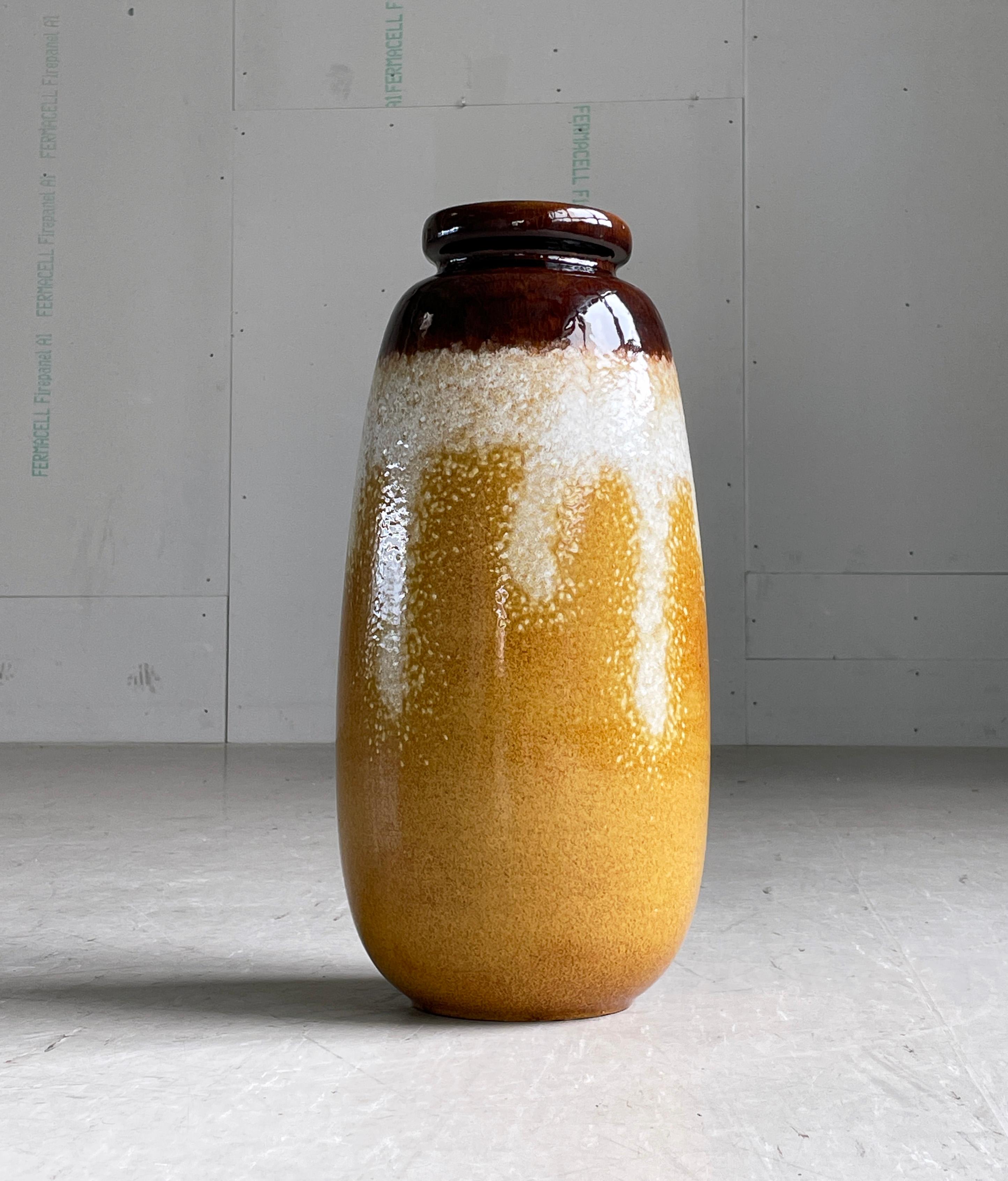 Mid-Century moderno Vaso in ceramica Scheurich Keramic Germania Ovest del 1970 284-47 in vendita