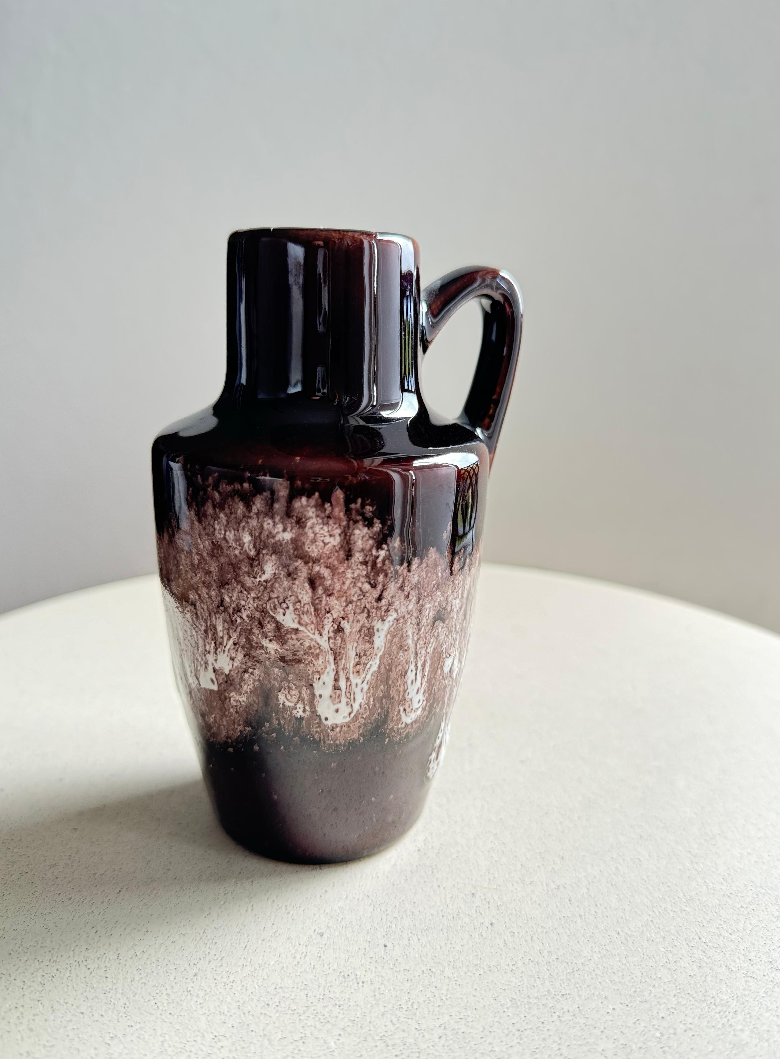 German 1970s Scheurich Vase with Glazed Brown and Cream Design For Sale
