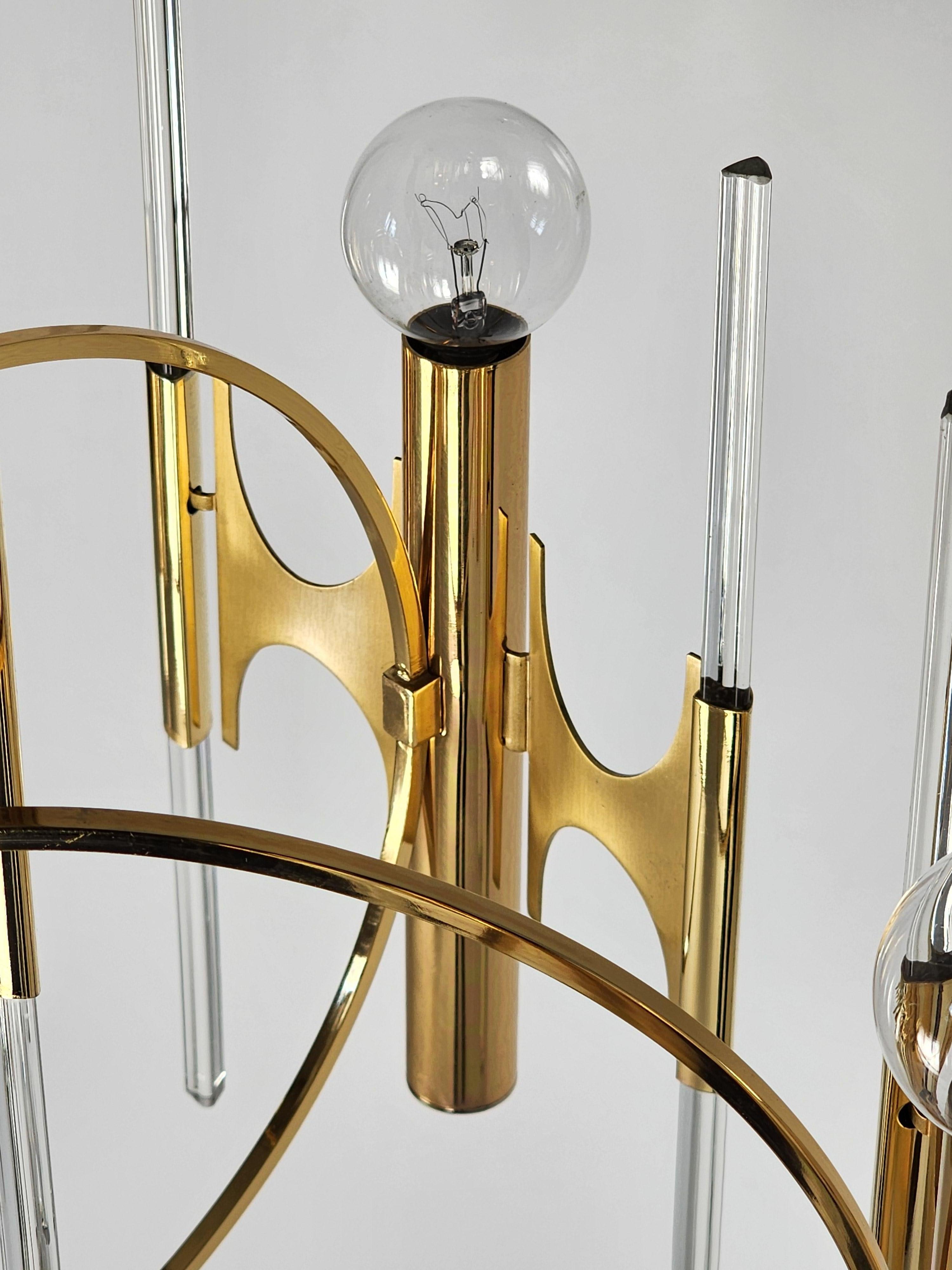 1970s Sciolari 12 Lights Brass Chandelier with Glass Rod, Italy For Sale 6