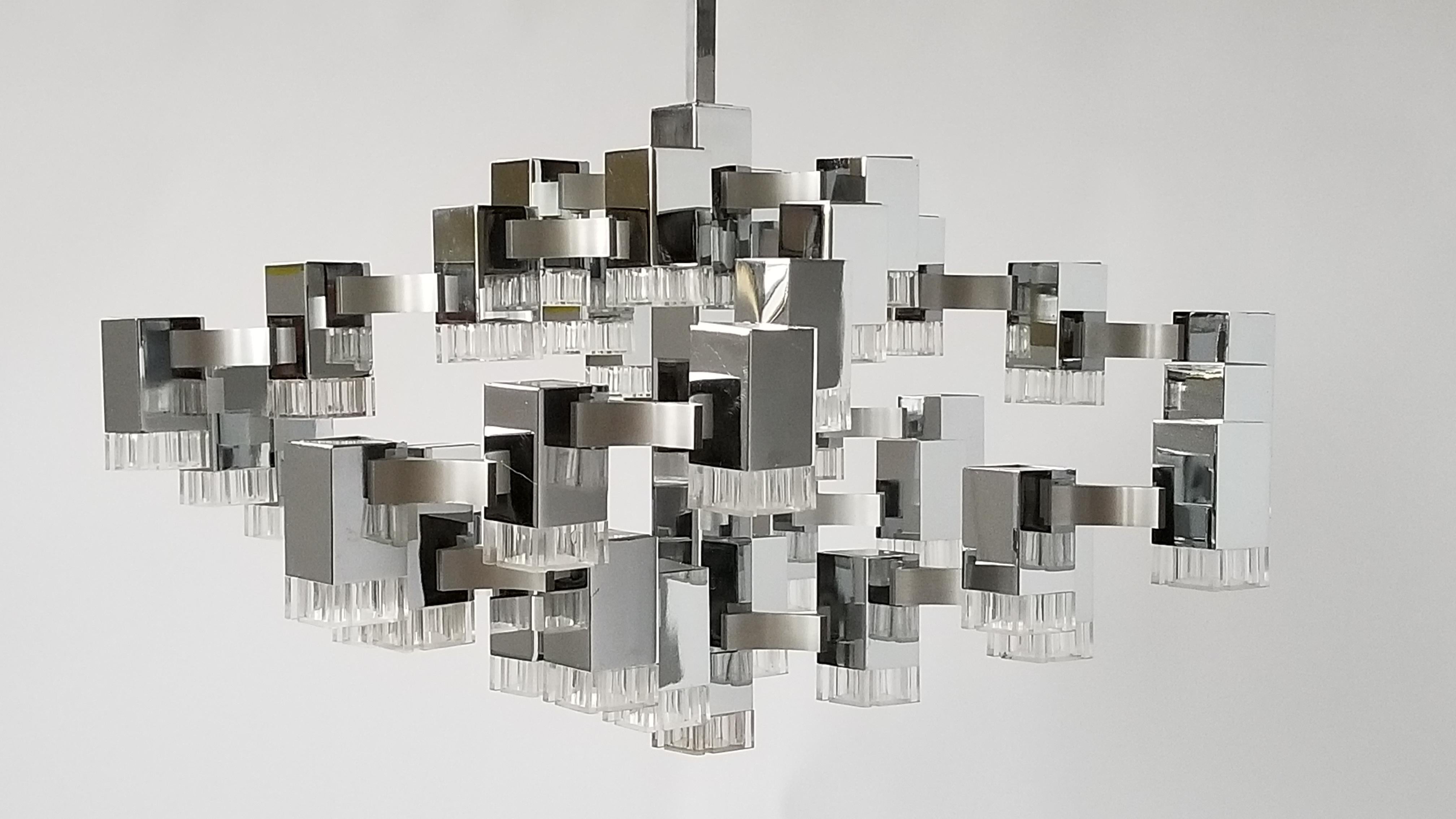 1970s Sciolari 37 Cubic Chrome Chandelier, Italia 3