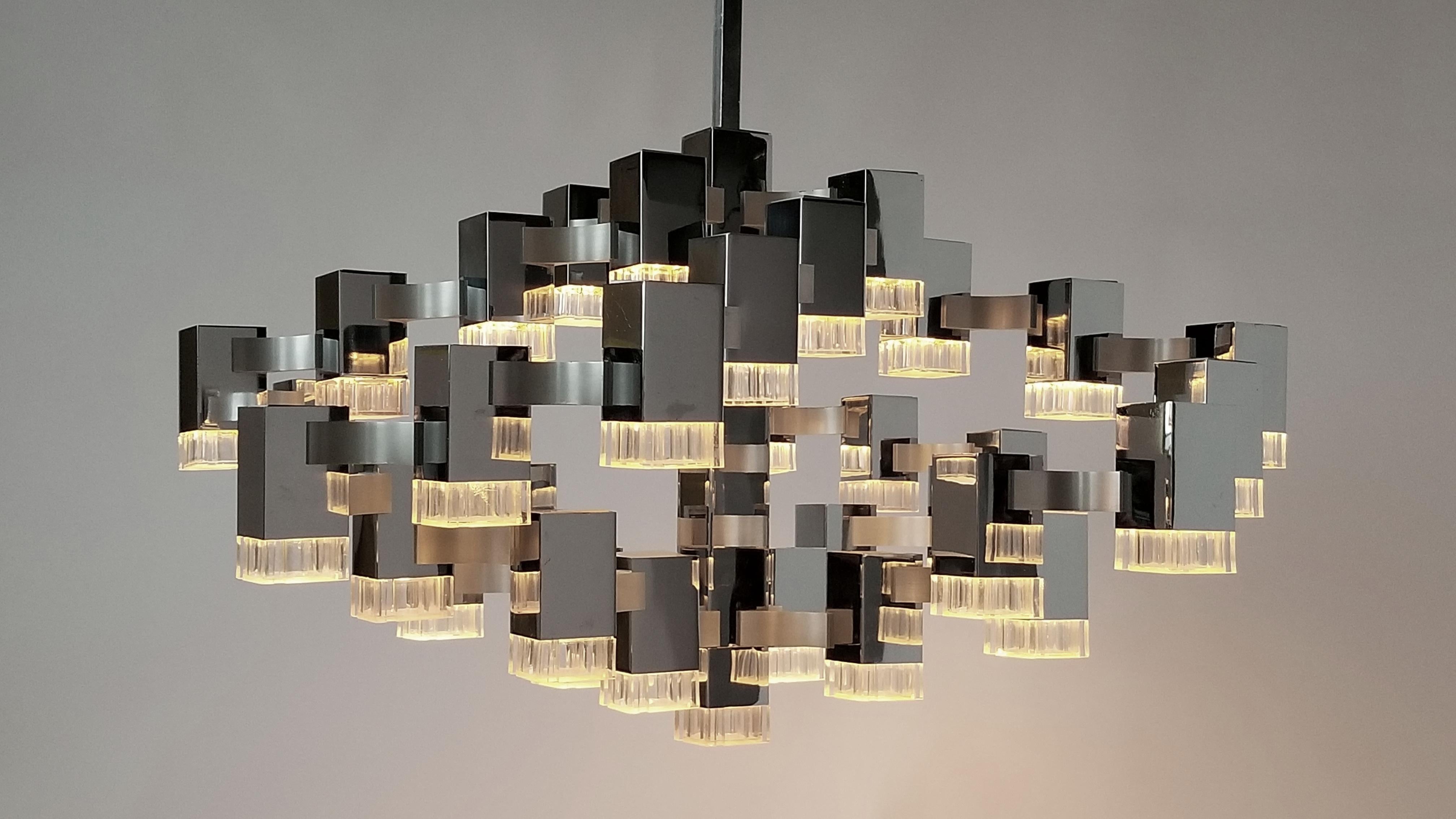 Aluminum 1970s Sciolari 37 Cubic Chrome Chandelier, Italia