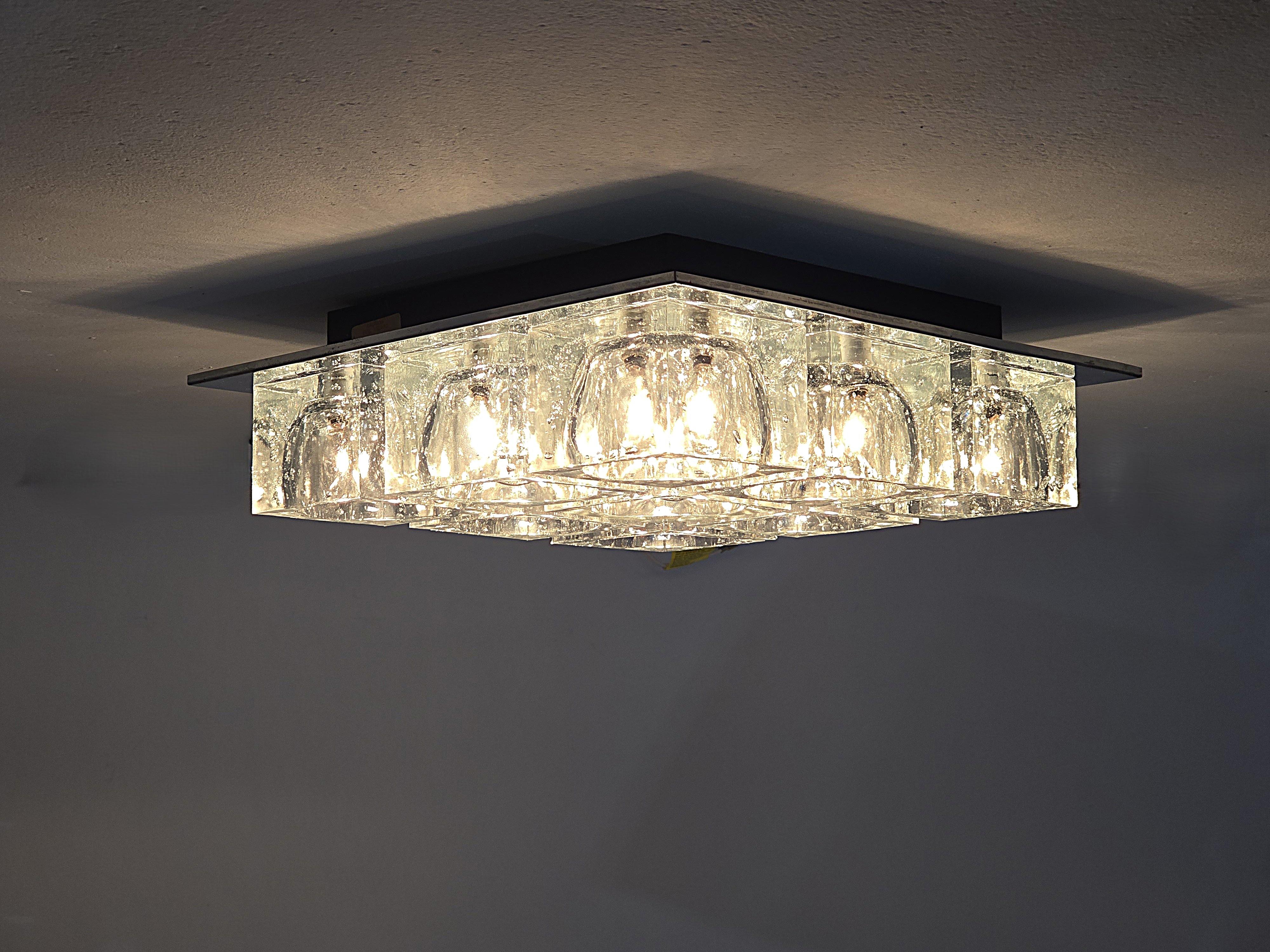 1970s   Sciolari  9 Thick Glass Cube Flush Mount for Lightolier , USA For Sale 3