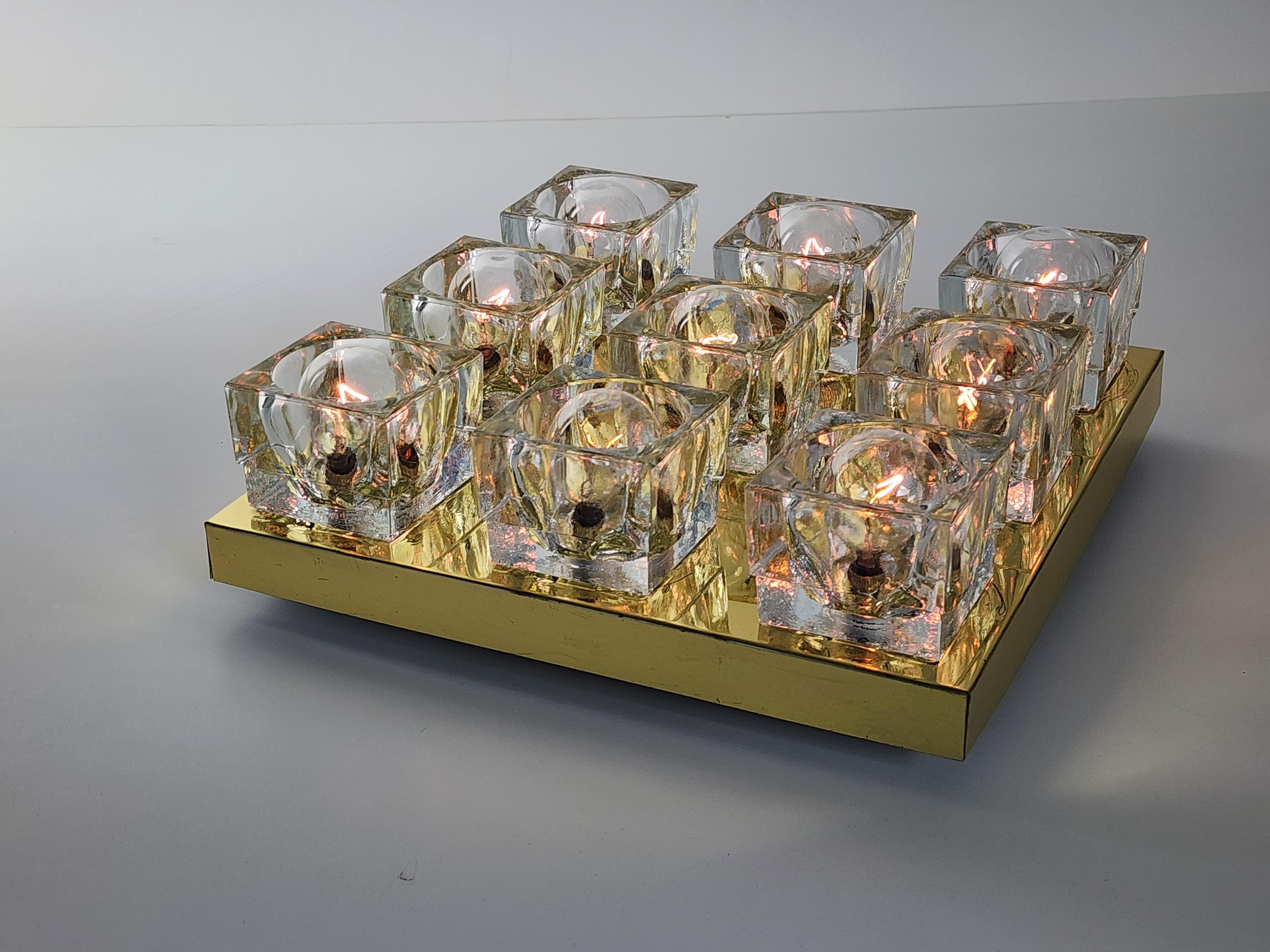 1970s  Sciolari  9 Thick Glass Cube Flush Mount for Lightolier , USA  For Sale 5