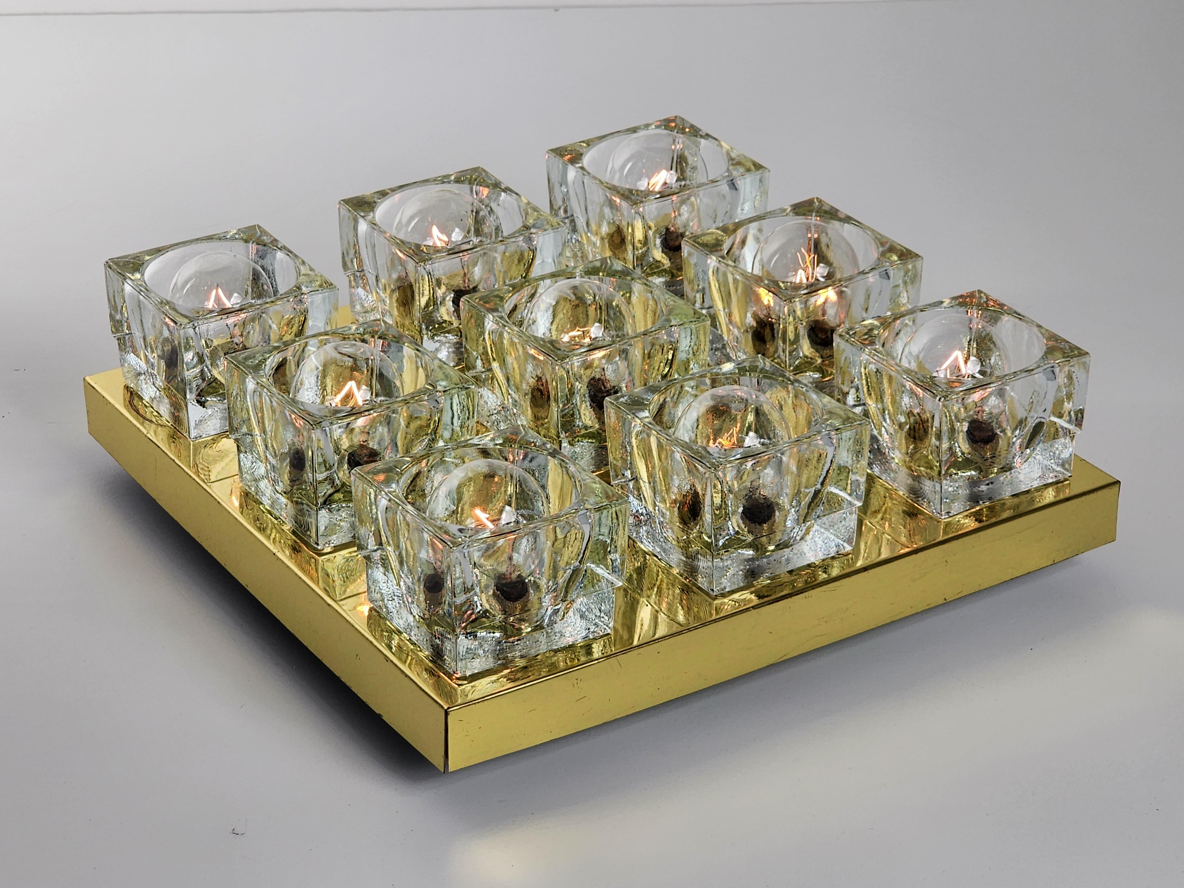 1970s  Sciolari  9 Thick Glass Cube Flush Mount for Lightolier , USA  For Sale 9