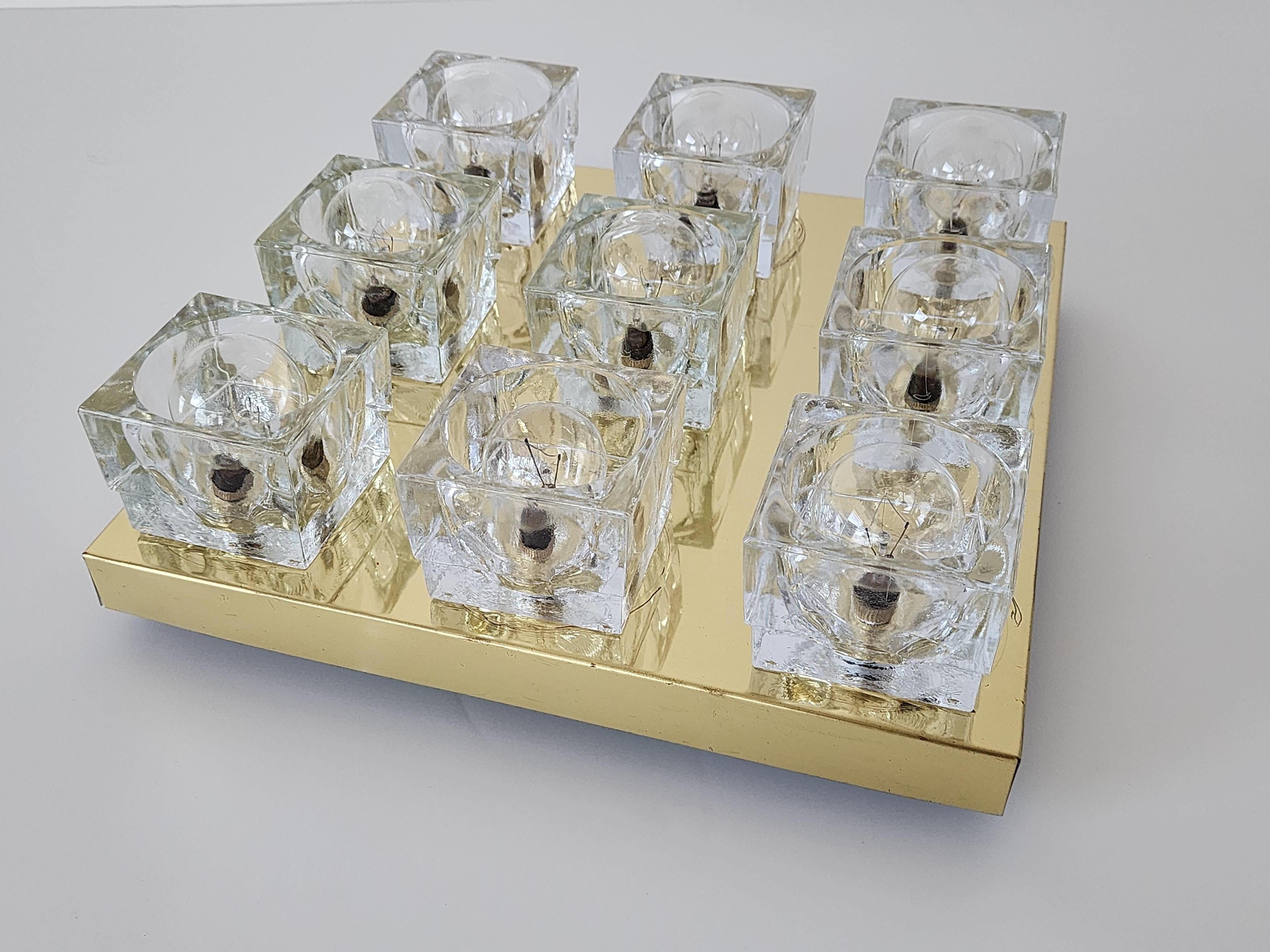 American 1970s  Sciolari  9 Thick Glass Cube Flush Mount for Lightolier , USA For Sale