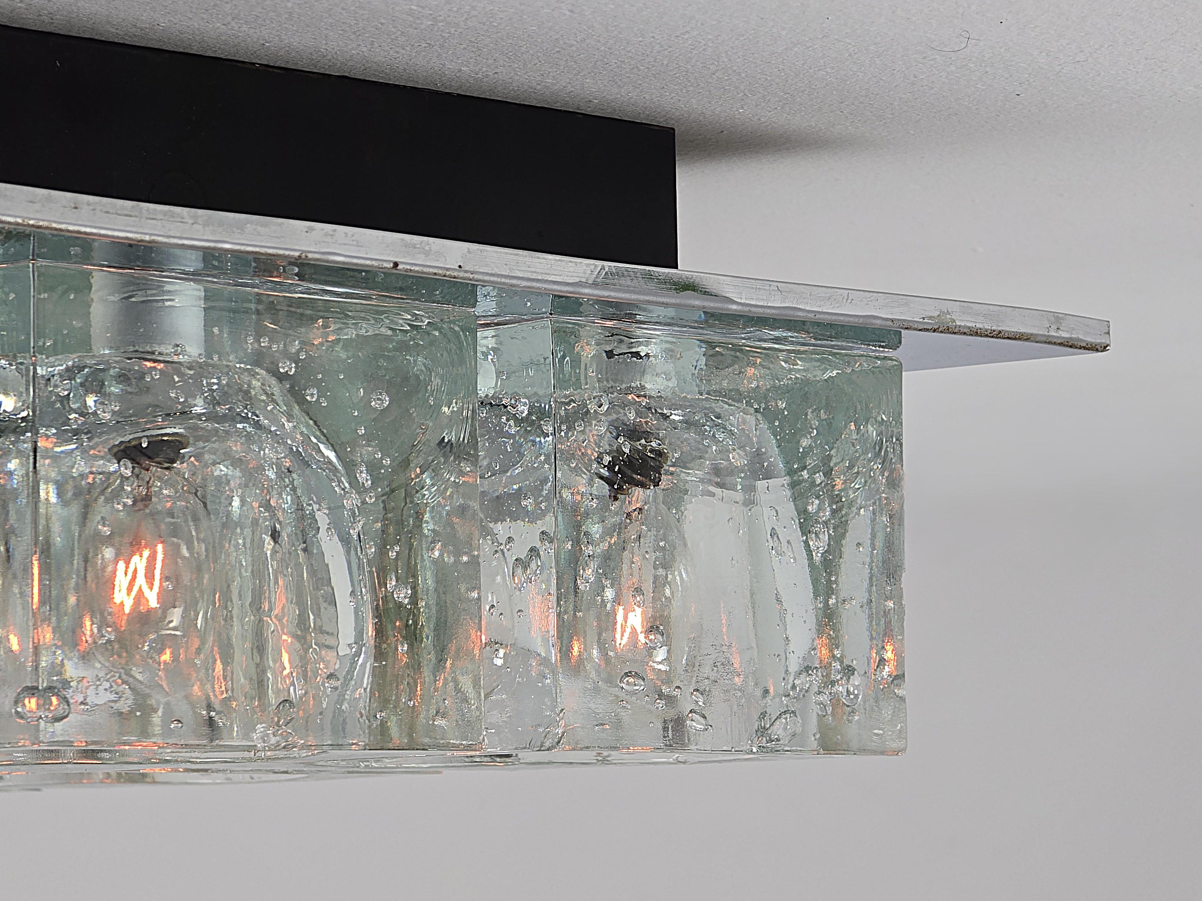1970s   Sciolari  9 Thick Glass Cube Flush Mount for Lightolier , USA For Sale 1