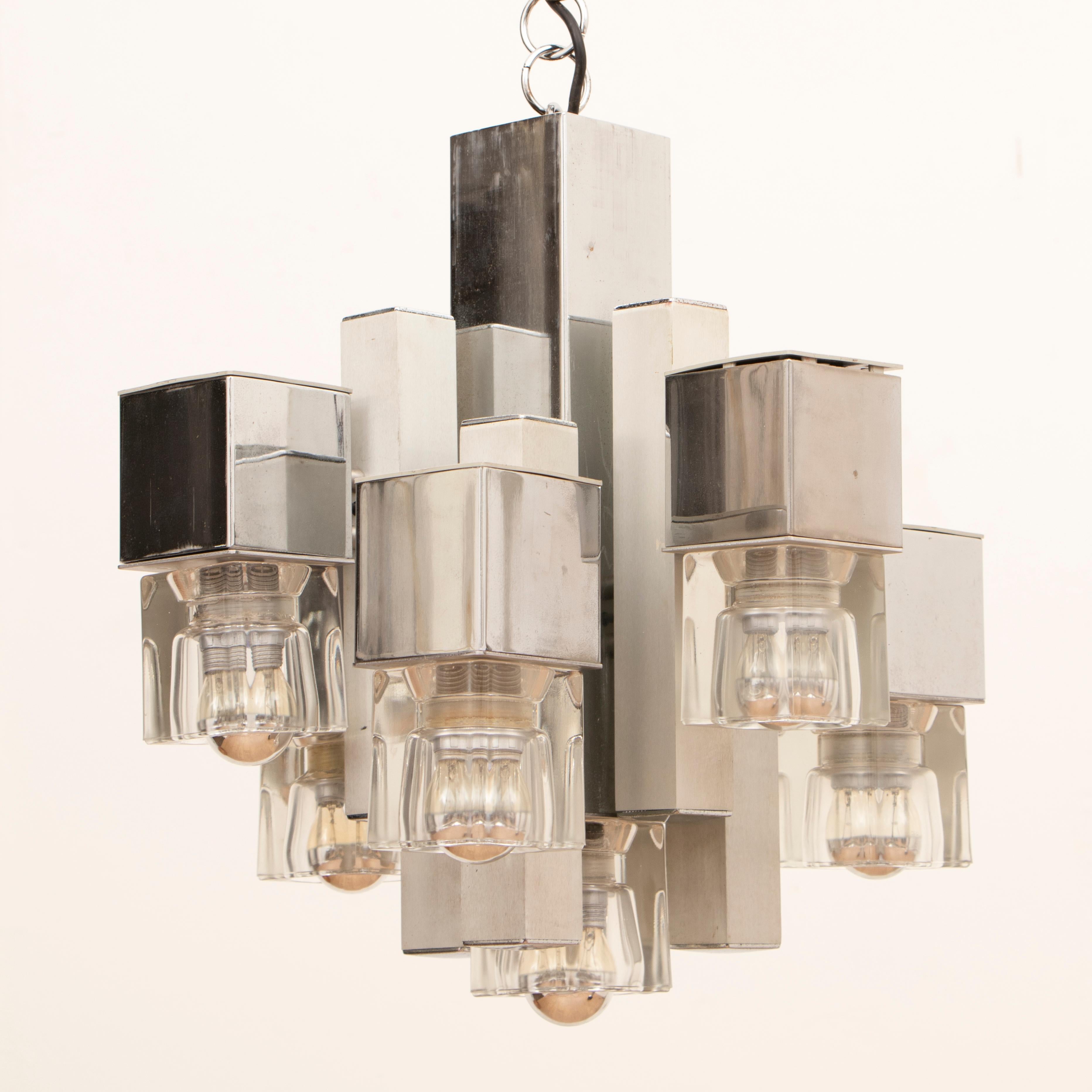 1970s Sciolari Chrome & Glass Cubic Abstract Hanging Light Chandelier In Good Condition In London, GB
