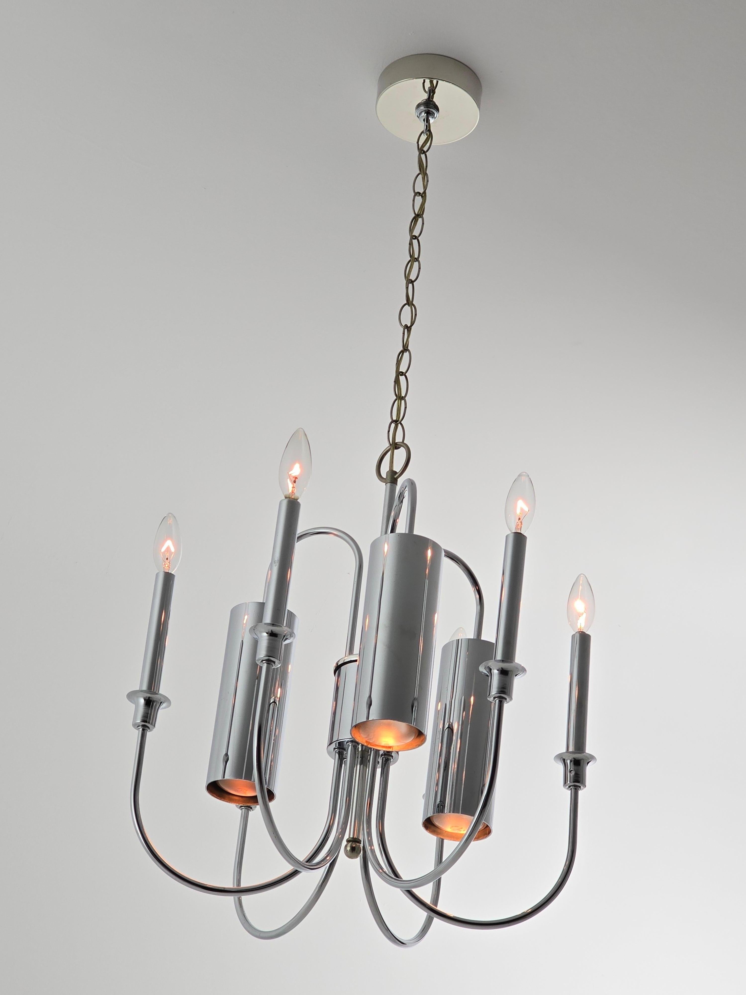 Lámpara de araña cromada de 9 brazos estilo Sciolari de los años 70 con 3 luces hacia abajo en Bueno estado para la venta en St- Leonard, Quebec