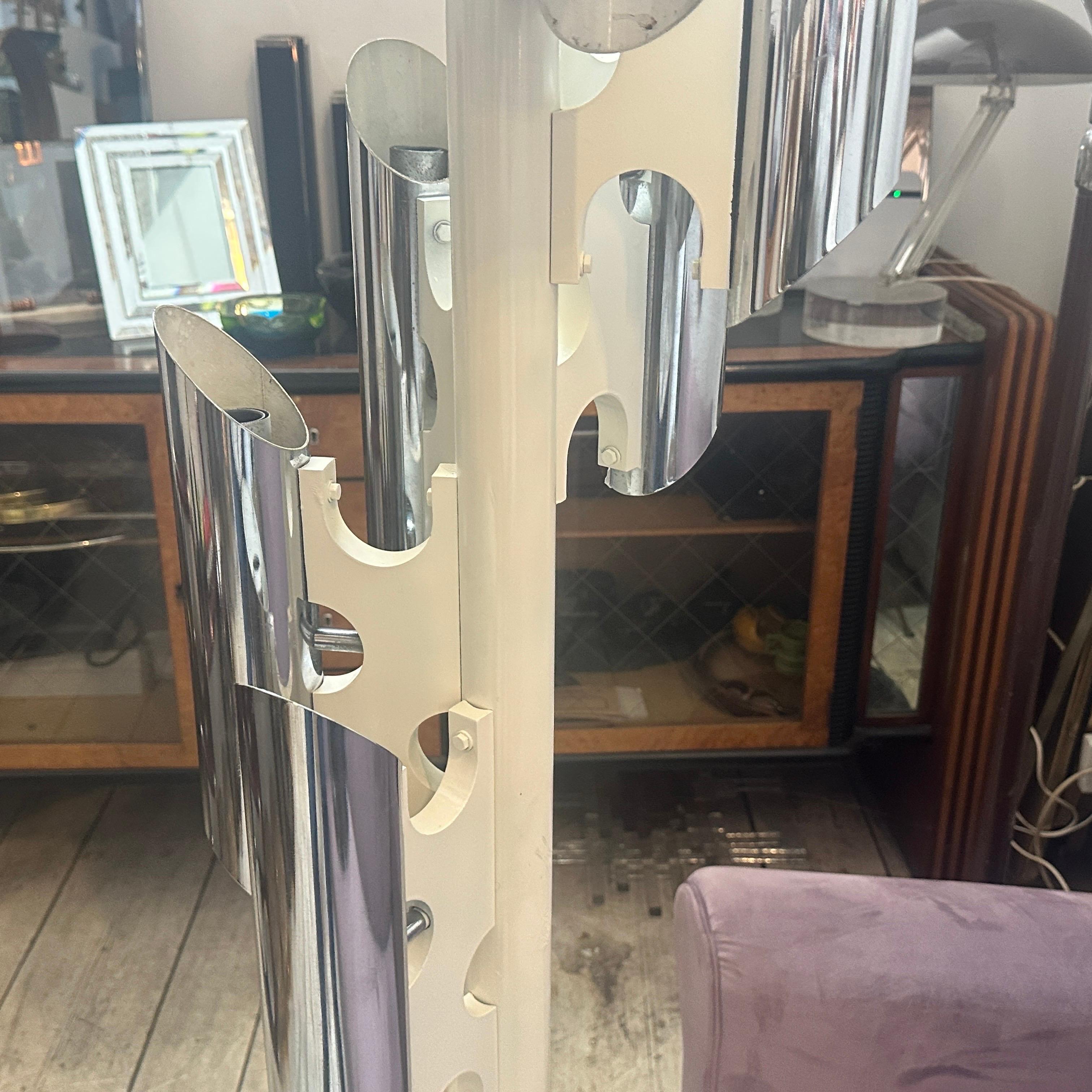 1970s Sciolari Style Space Age Chromed Metal and White Wood Italian Floor Lamp For Sale 5