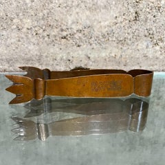 Pinze per ghiaccio in rame patinato scolpito degli anni '70 Passport Scotch Whiskey