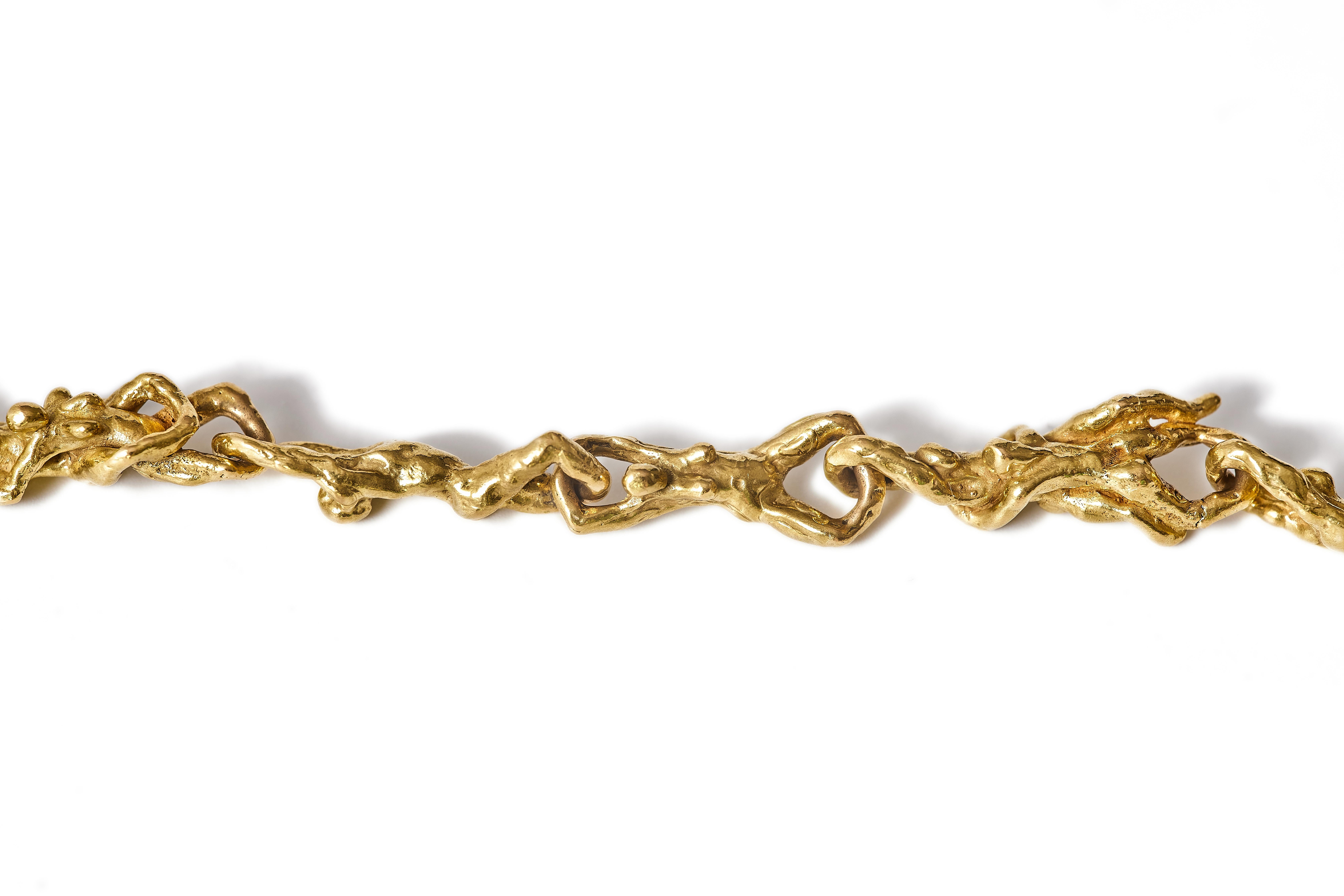 Suite di collana e bracciale scultoreo erotico in oro giallo 18 carati degli anni '70 In condizioni buone in vendita a Malmö, Skåne län