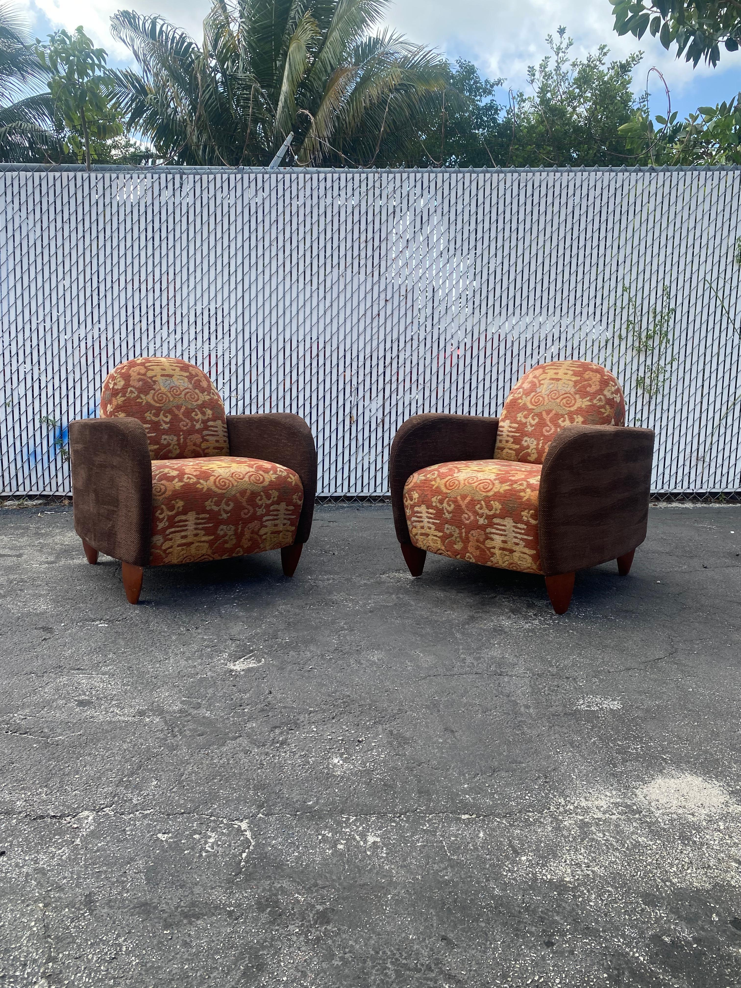 1970s Sculptural Art Deco Chenille Walnut Curved Chairs, Set of 2 In Good Condition For Sale In Fort Lauderdale, FL