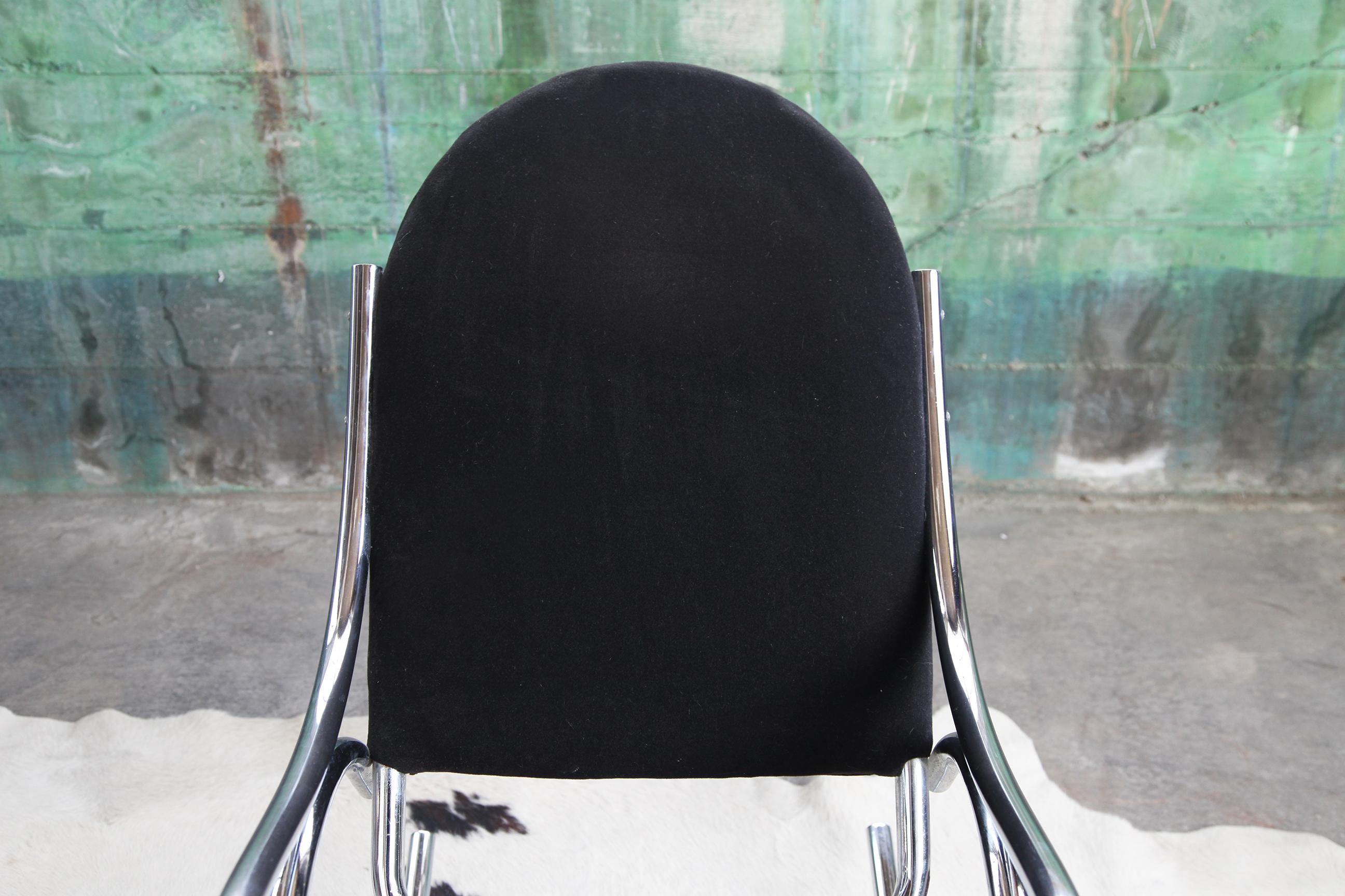 1970s Sculptural Chrome and Black Velour Rocking Chair Rocker in the Manner of M In Good Condition For Sale In Basel, BS