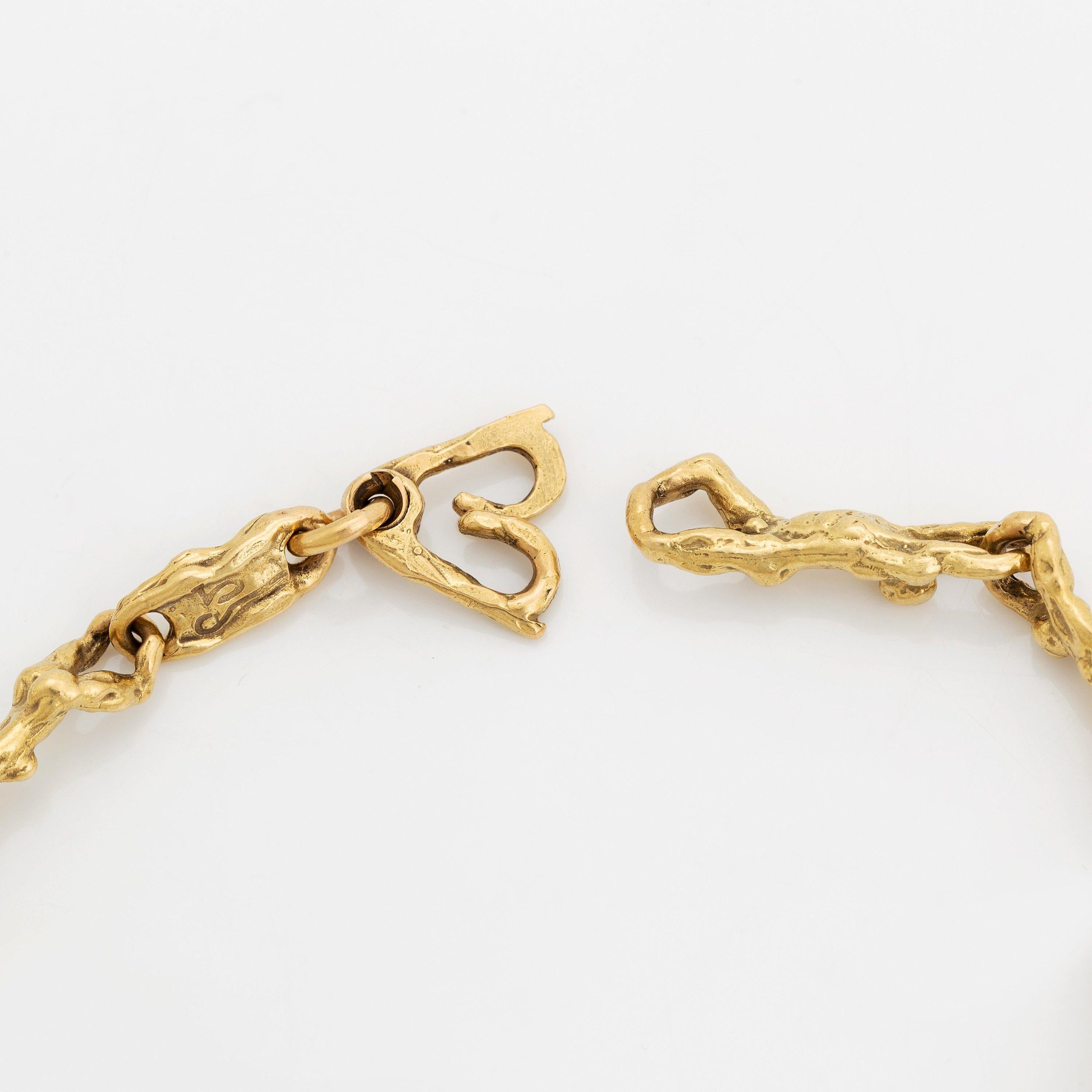 1970s sculptural erotic 18 karat yellow gold necklace and bracelet suite For Sale 5