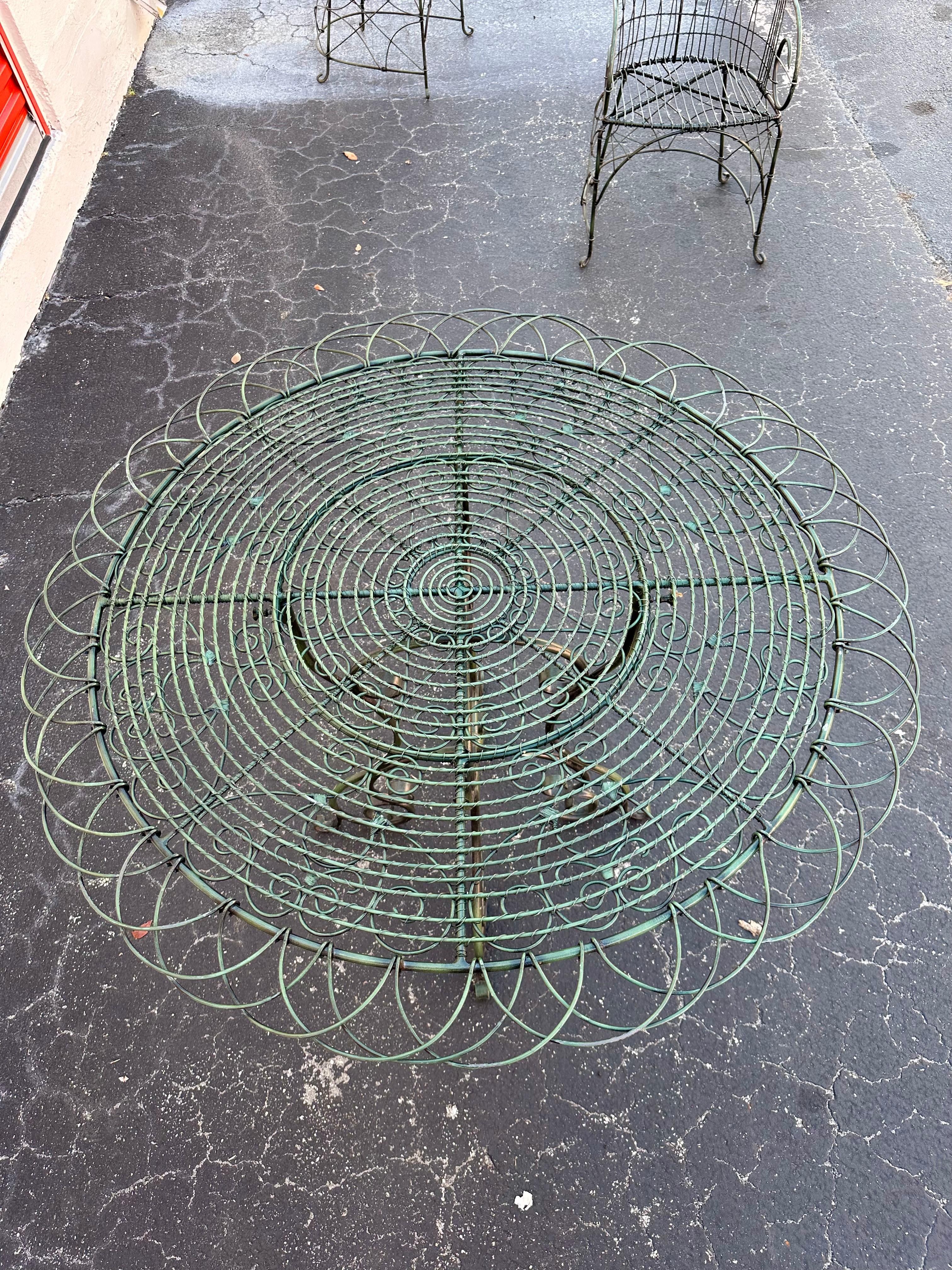 Tavolo e sedie scultorei degli anni '70, realizzati a mano, in Greene & Greene, set di 5 persone in vendita 7