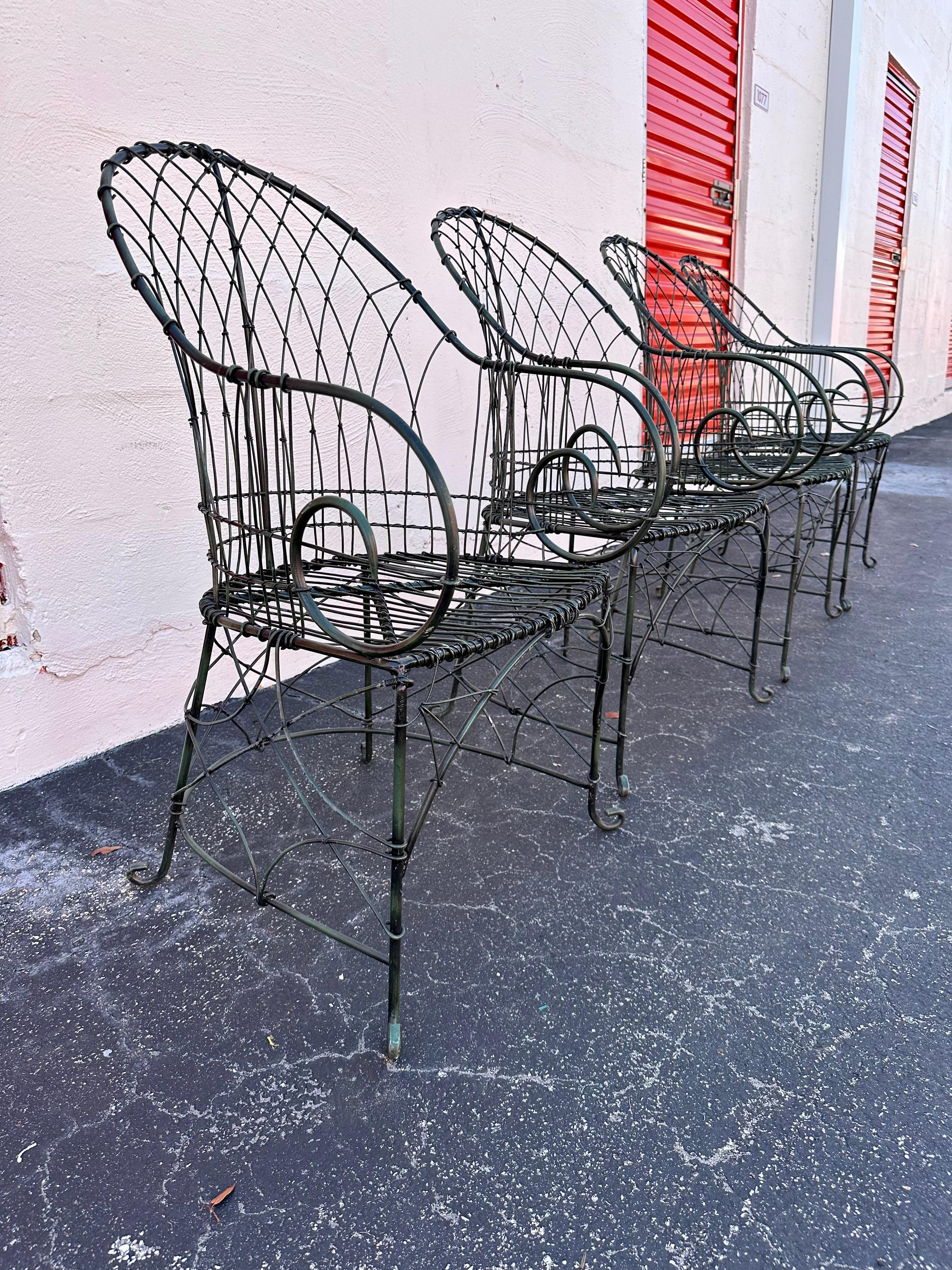 Tavolo e sedie scultorei degli anni '70, realizzati a mano, in Greene & Greene, set di 5 persone in vendita 1