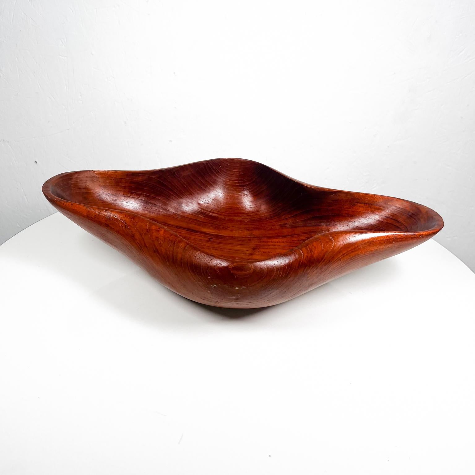 Mid-Century Modern 1970s Sculptural Organic Modern Bowl in Teak Wood For Sale