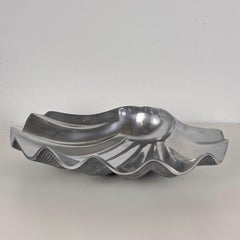 1970s Sculptural Oyster-Shaped Aluminum Centerpiece, Atelier des Orfèvres School