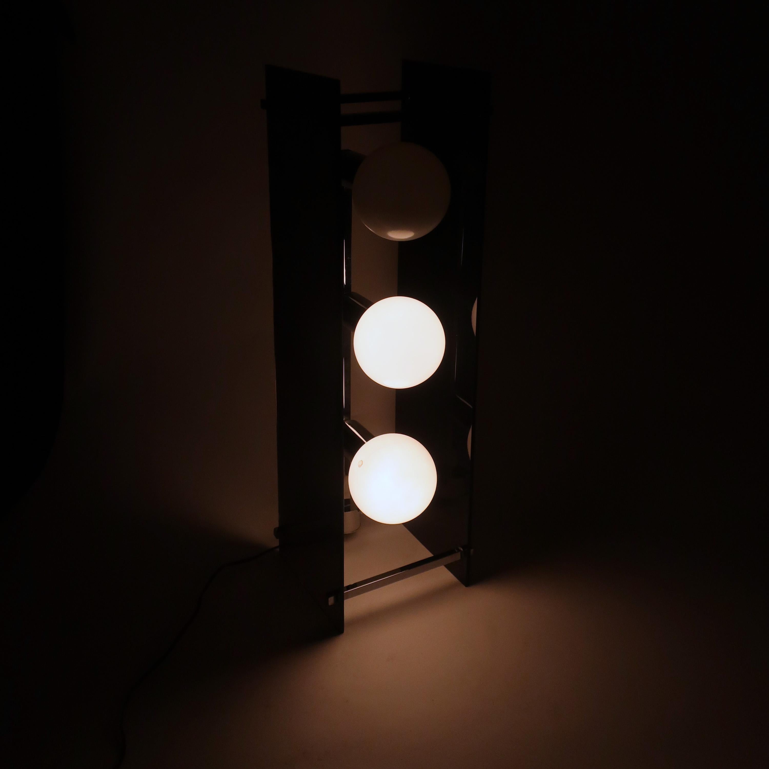 1970s Sculptural Smoked Lucite & Chrome Table Lamp 2