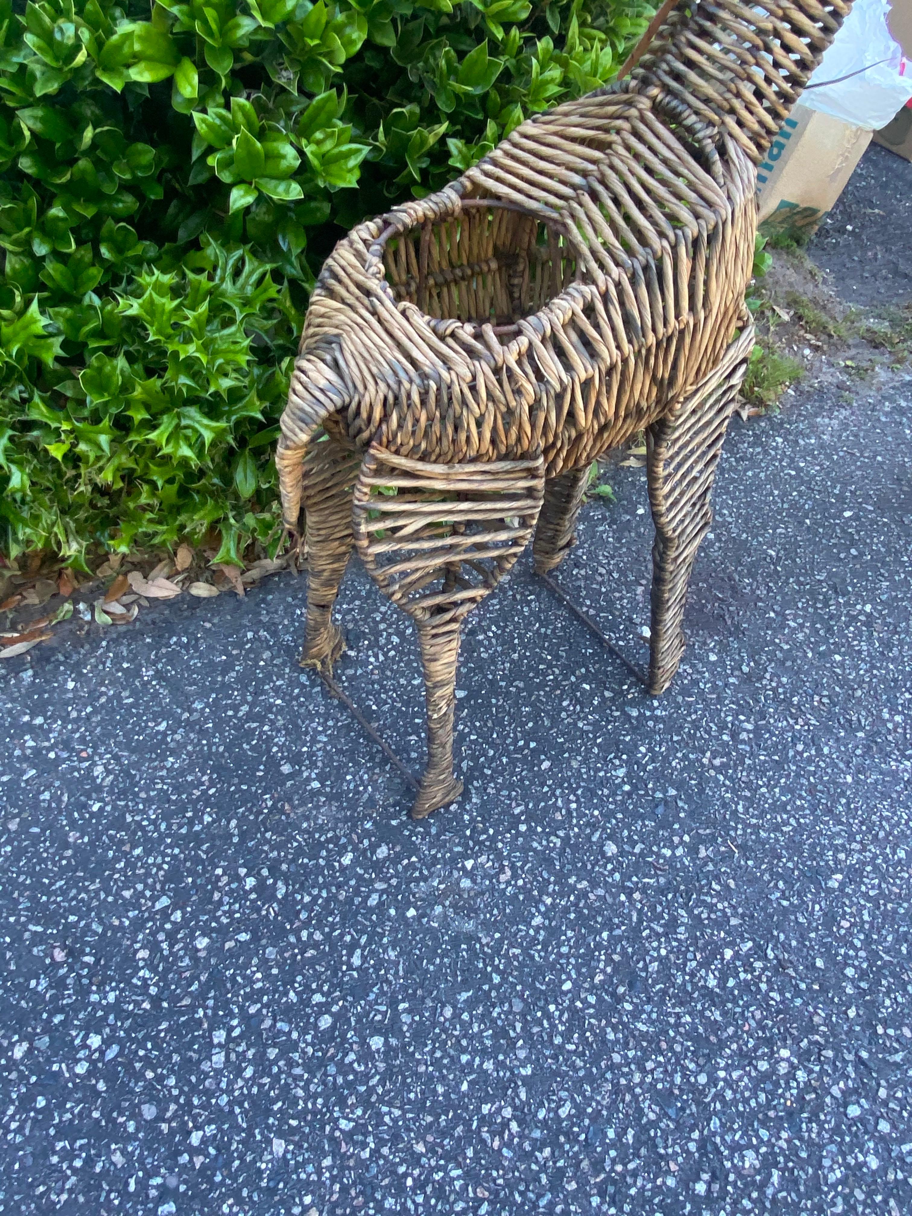 1970’s sea grass and metal Giraffe Standing Sculptural Planter For Sale 2