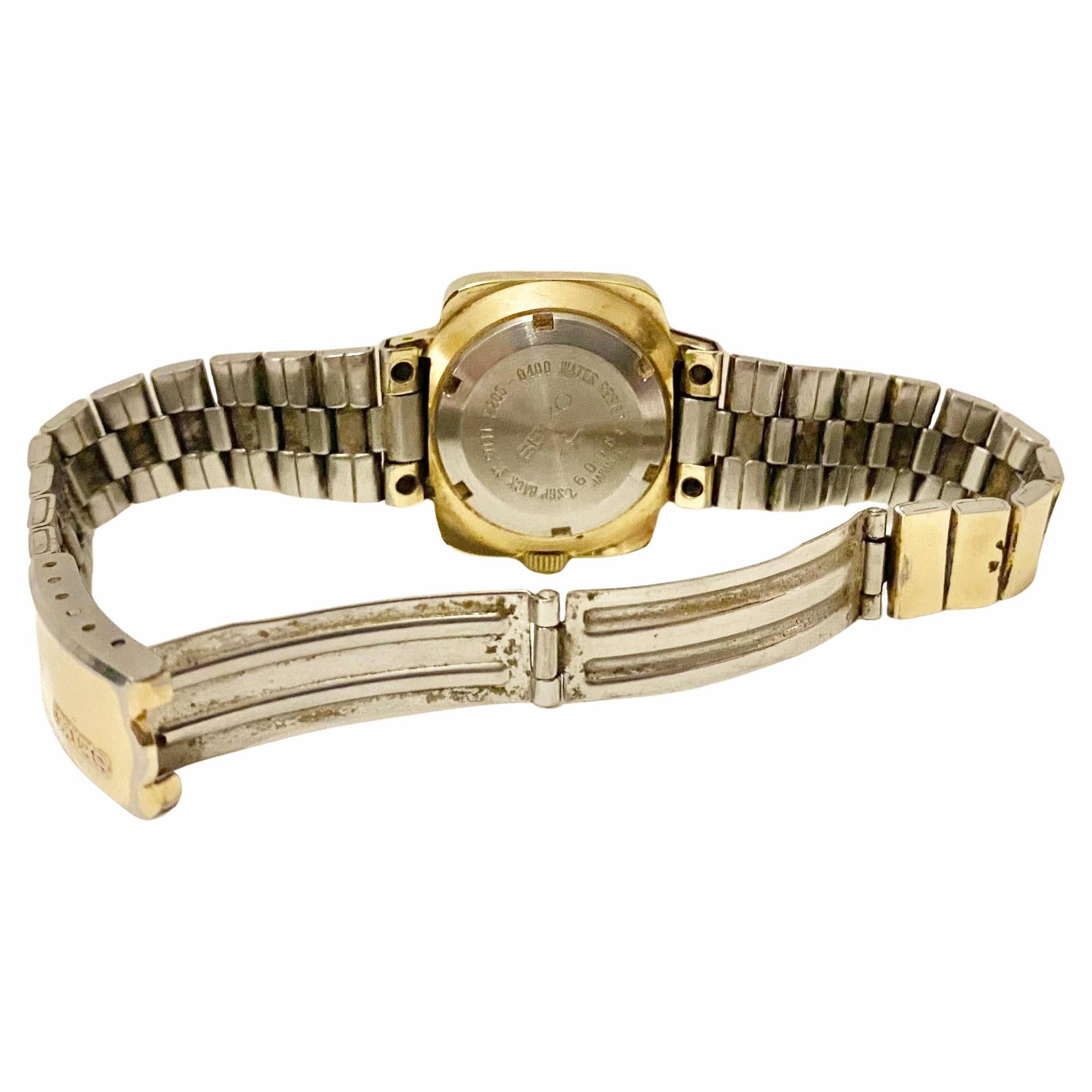 1970er Jahre Seiko Vergoldete quadratische vergoldete Armbanduhr im Angebot 2