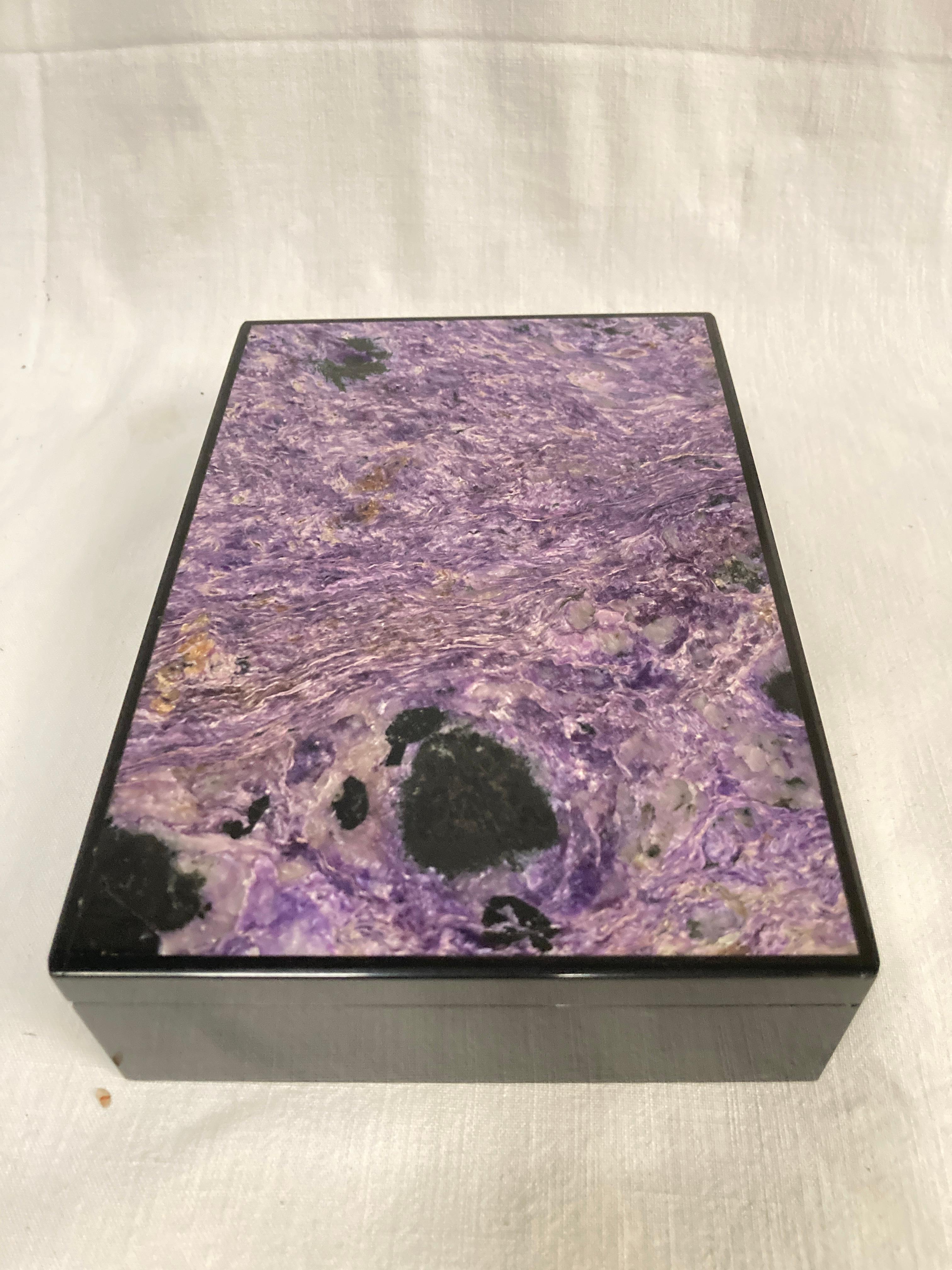 Late 20th Century 1970's Semi-precious stone boxe For Sale