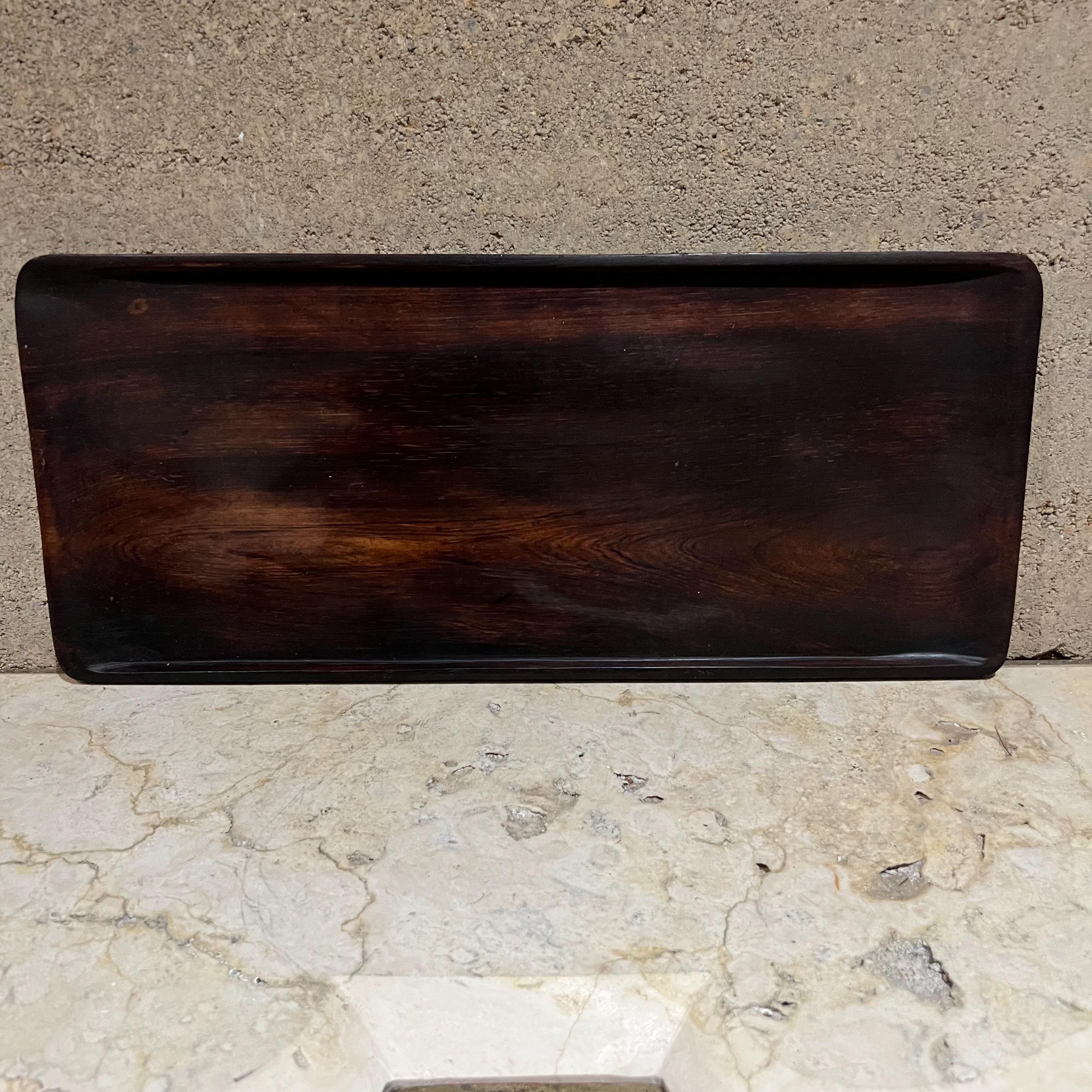 1970er Sensationelles Service-Tablett aus Palisanderholz im Angebot 7