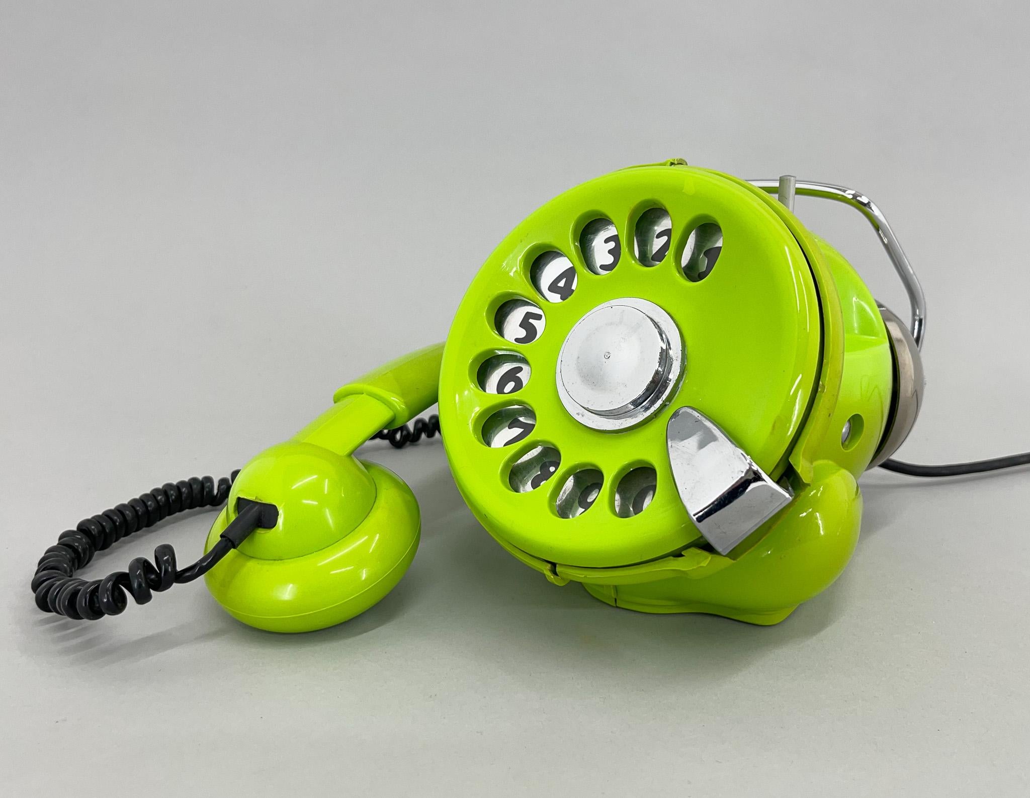 1970's Sergio Todeschini Bobo Telephone for Telcer, Italy In Good Condition For Sale In Praha, CZ