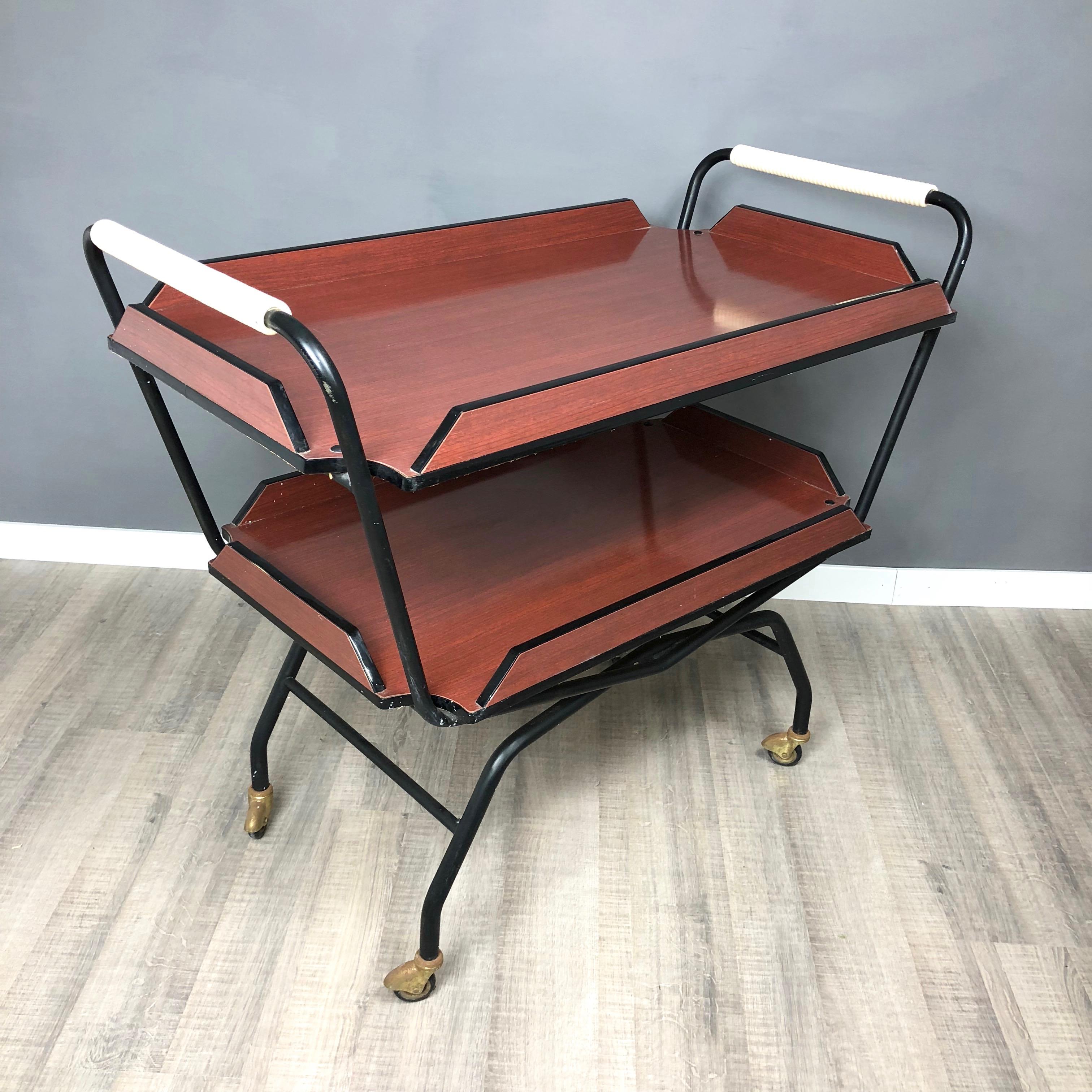 1970s Serving Tray Bar Cart Trolley in Formica and Metal Black and Red Brown For Sale 7
