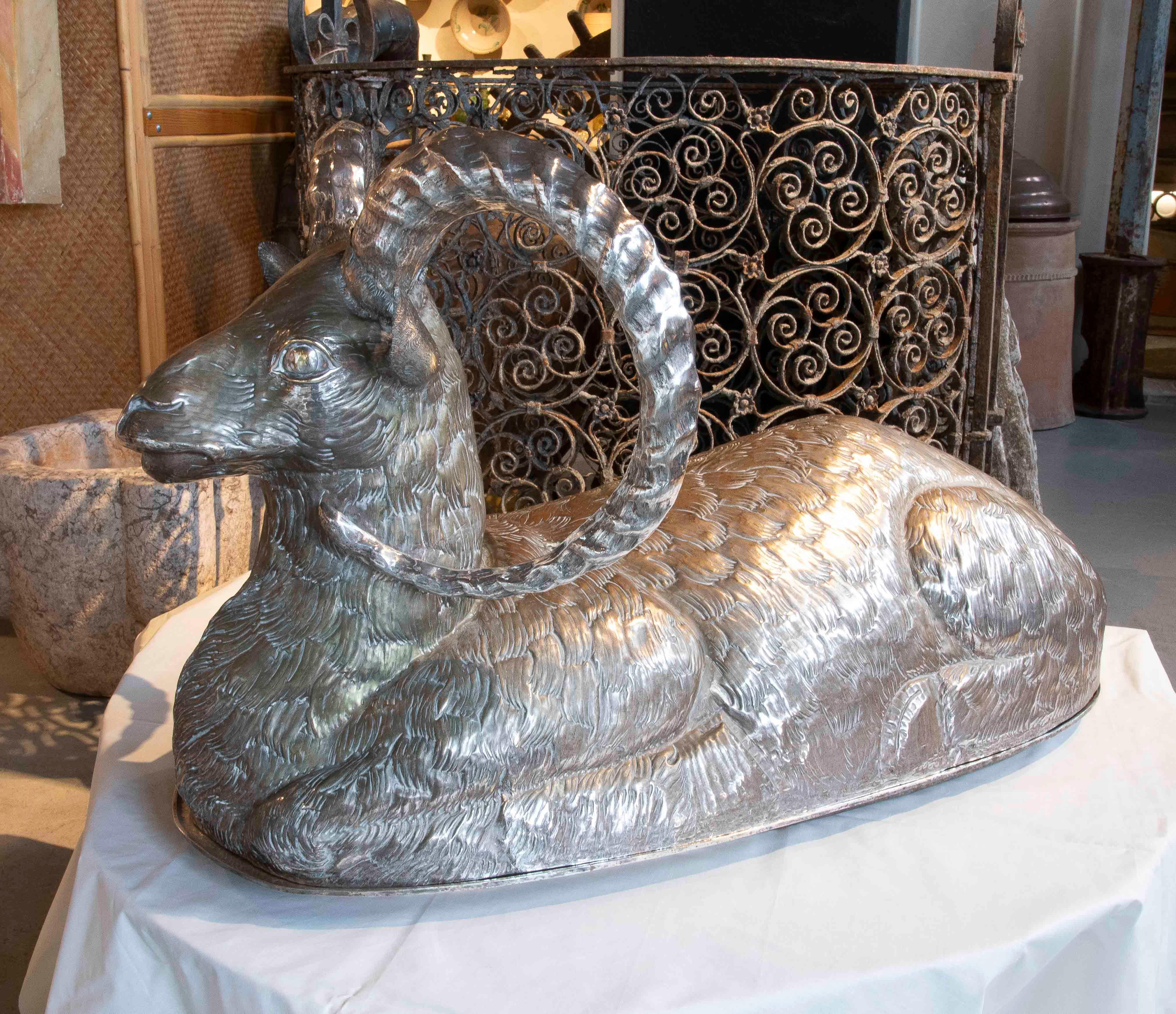 Italian 1970s Serving Tray in the Shape of a Ram by Franco Lapini, Italy. For Sale