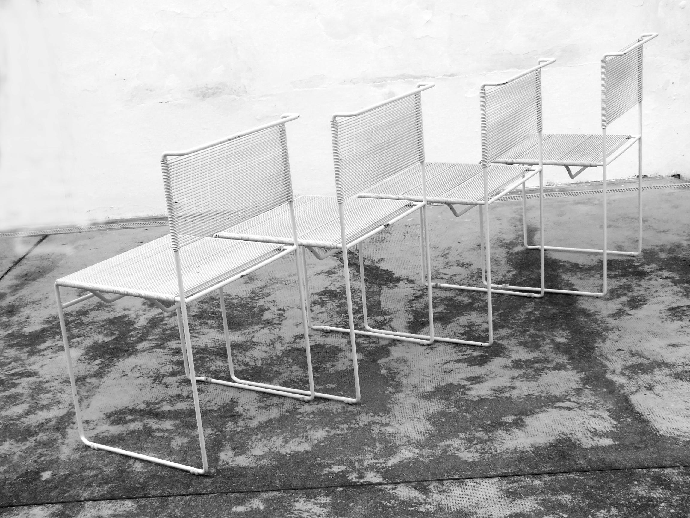 Fine XX secolo Set di 4 sedie Spaghetti degli anni '70 Design di Giandomenico Belotti per Fly Line Years ' in vendita