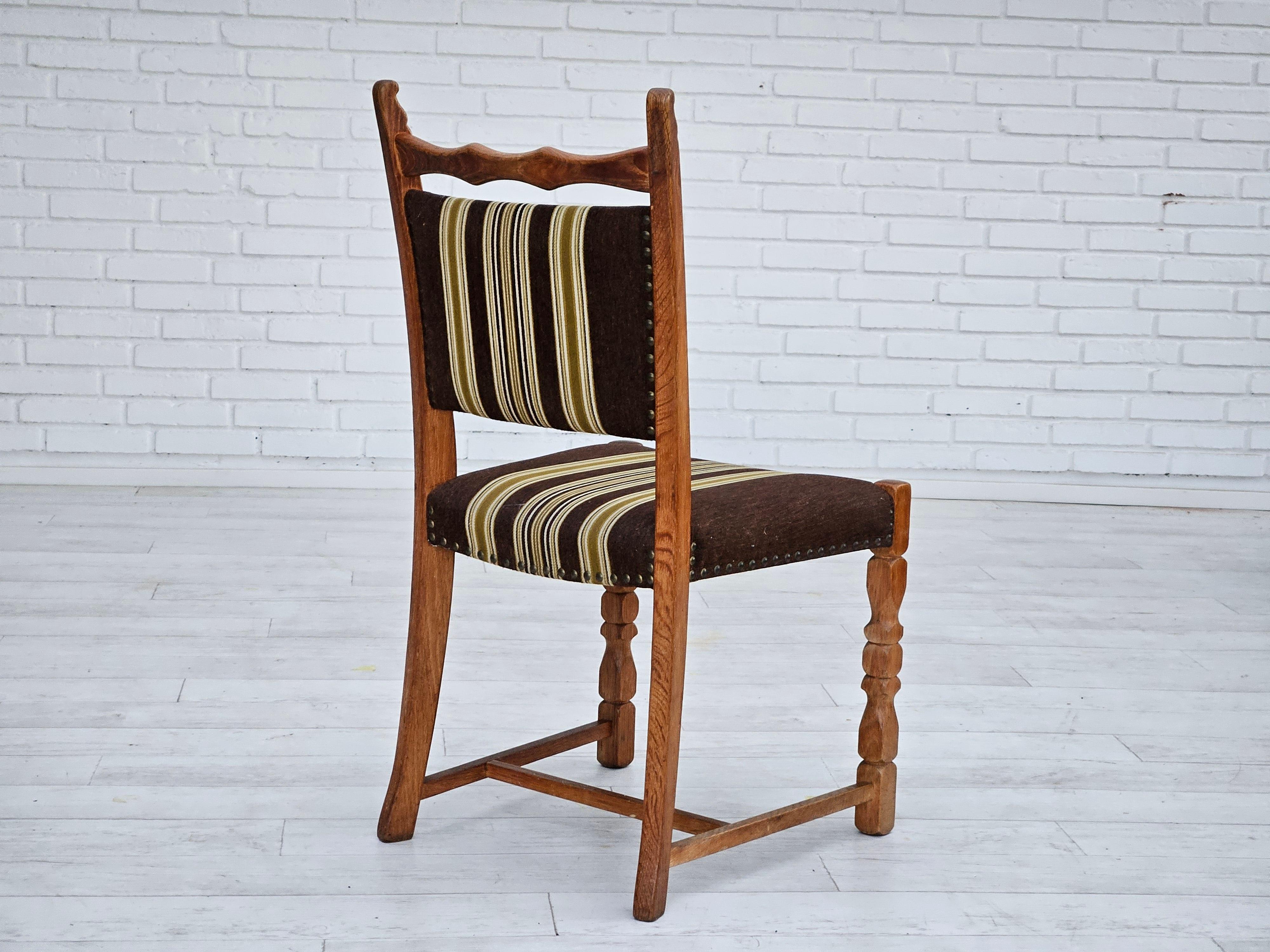 1970s, set 6 pcs of Danish dinning chairs, original good condition, oak wood. For Sale 1