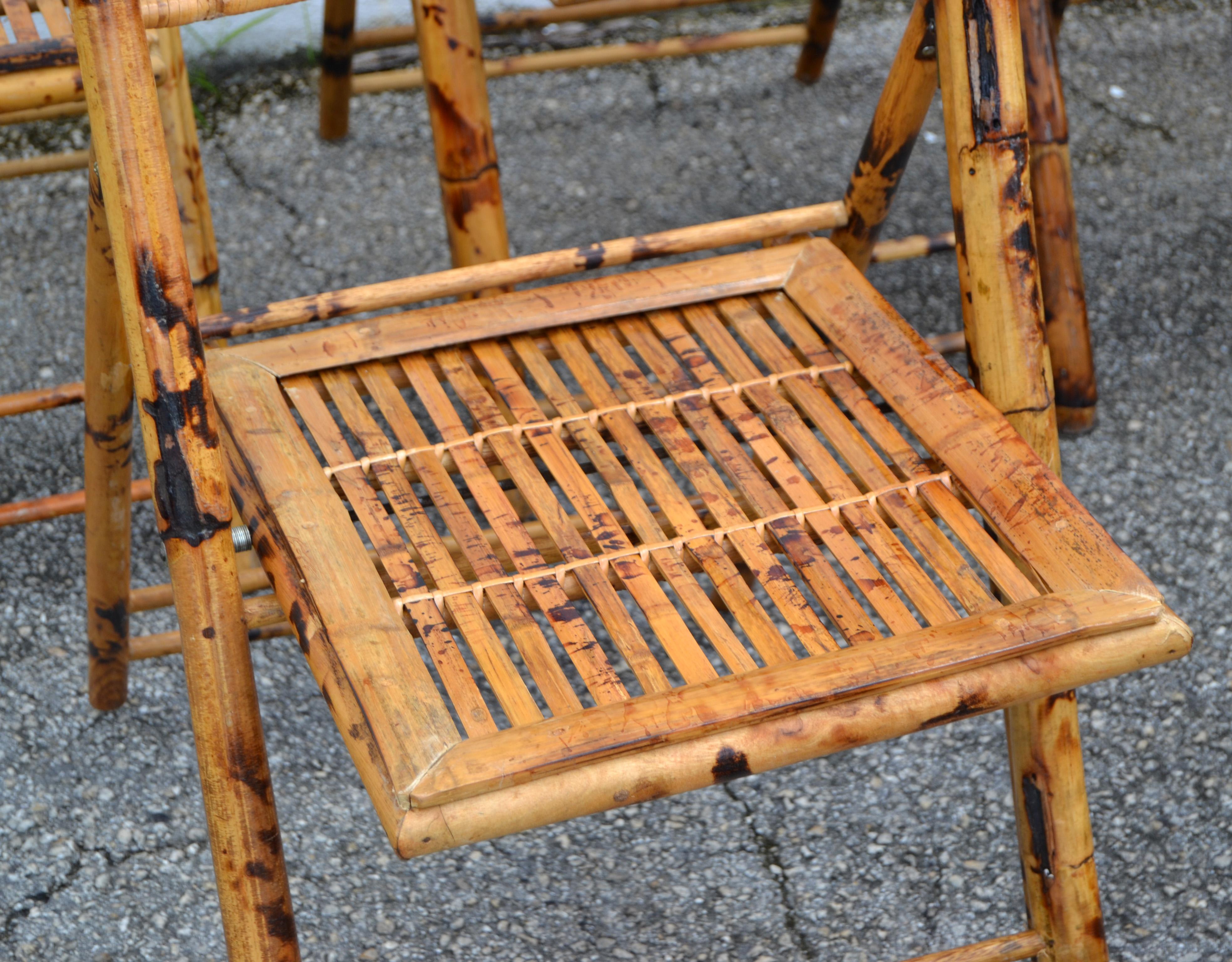 Set de 11 sillas plegables de bambú Tigre Quemado, de los años 70 Bohemian Chic en venta 3