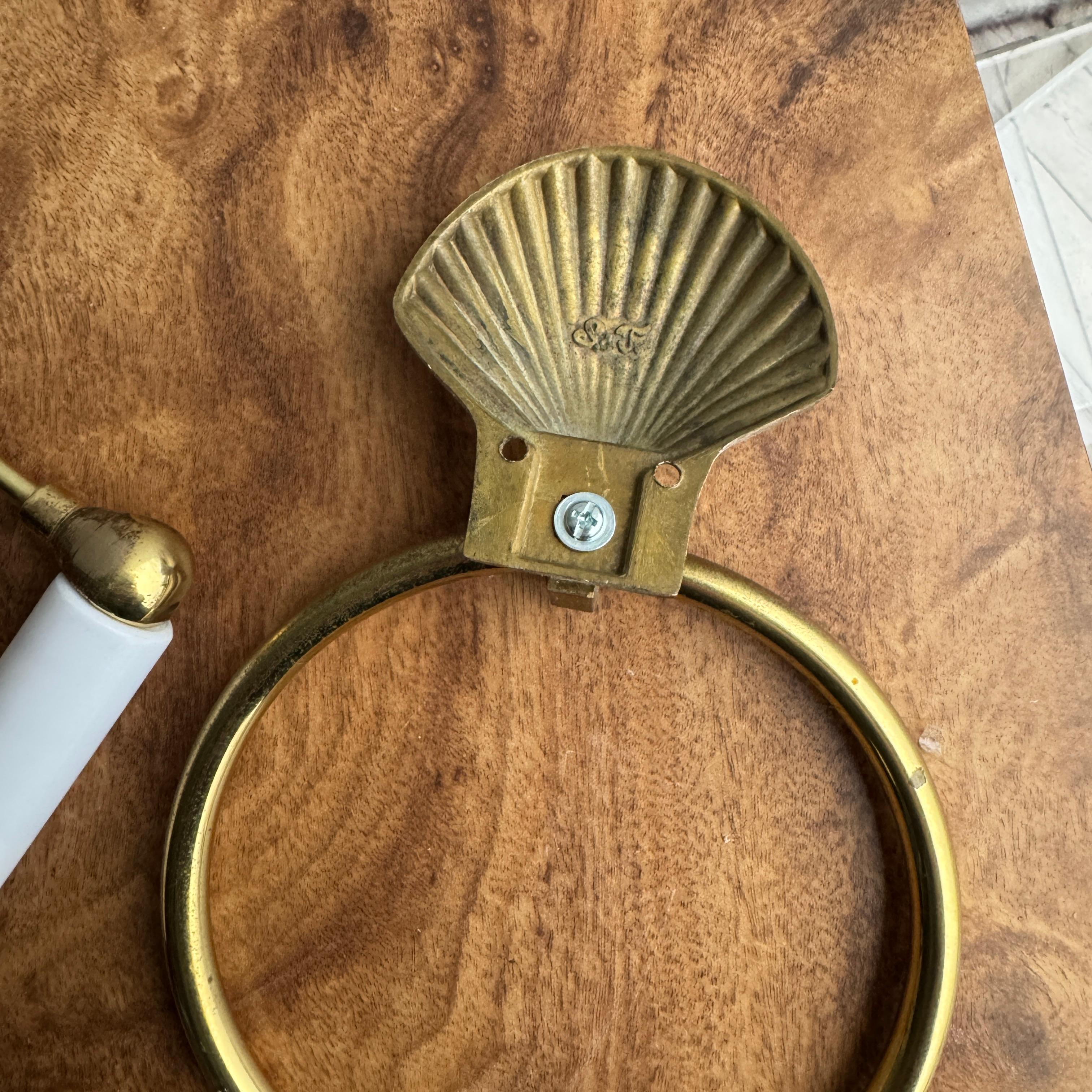 Unknown 1970s Set of 3 Brass Shell Motif Towel Rings (Pair) and Toilet Paper Roll Holder For Sale