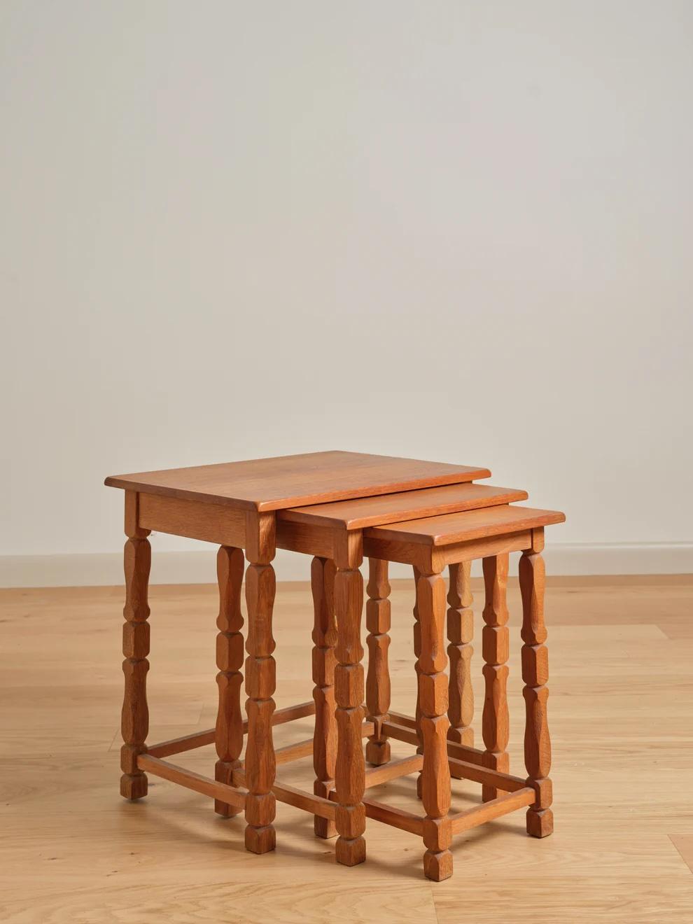 Other 1970s Set of 3 Manner of Henning Kjaernulf Oak Nesting Tables For Sale