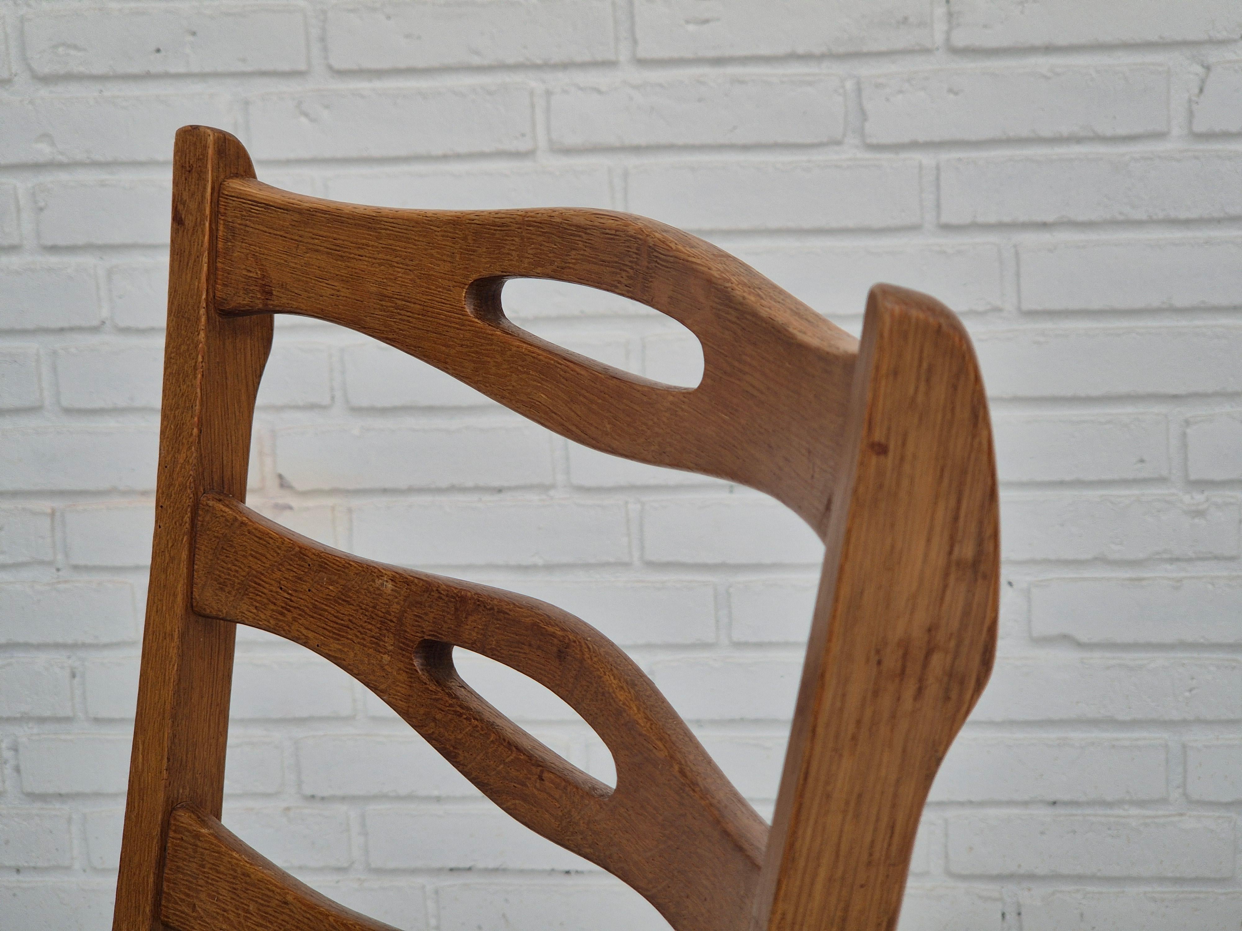 1970er, Satz von 4 dänischen Esszimmerstühlen in OAK Wood, grüne Möbelwolle. im Angebot 3